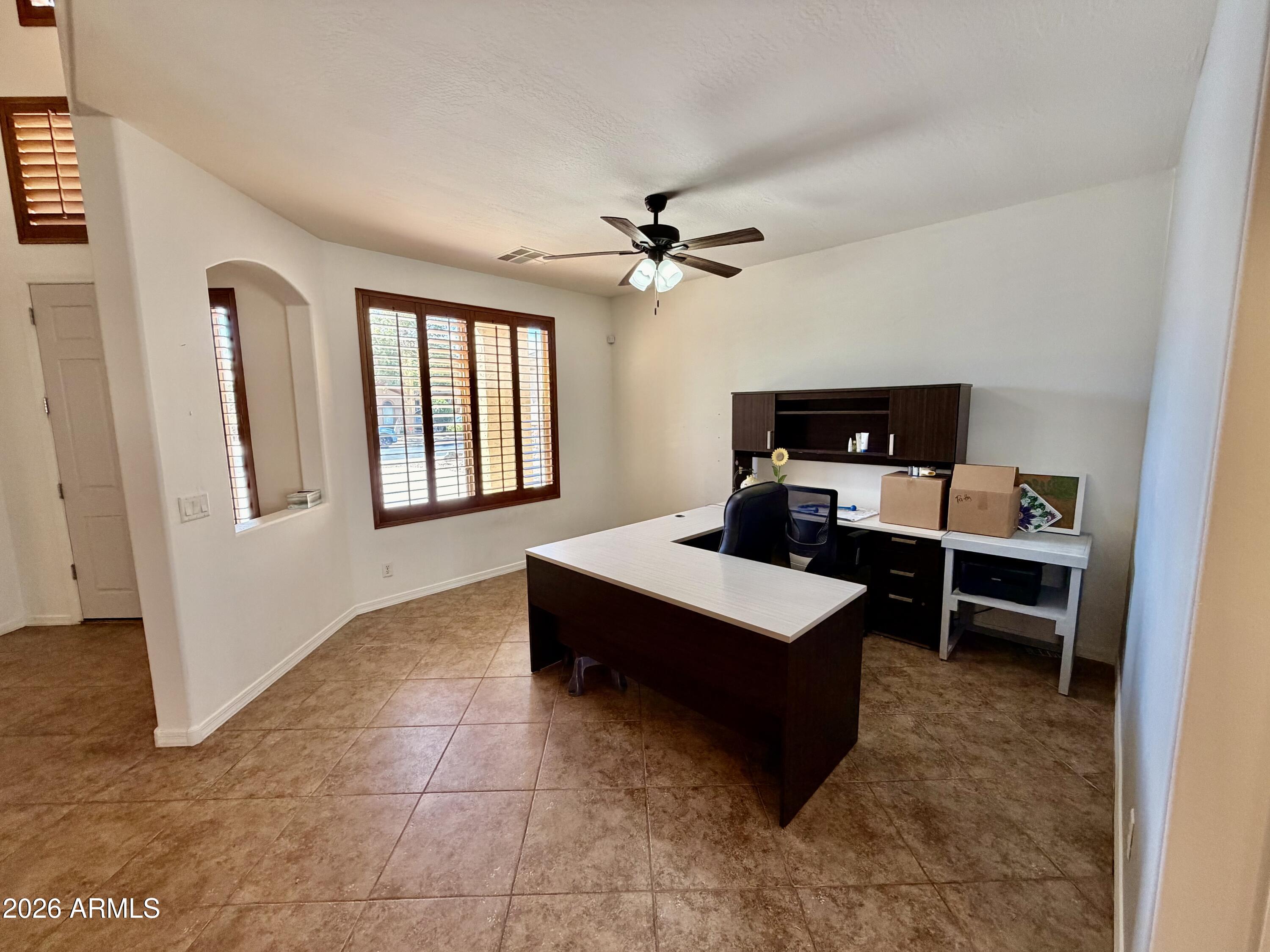 298 W SEASIDE Drive