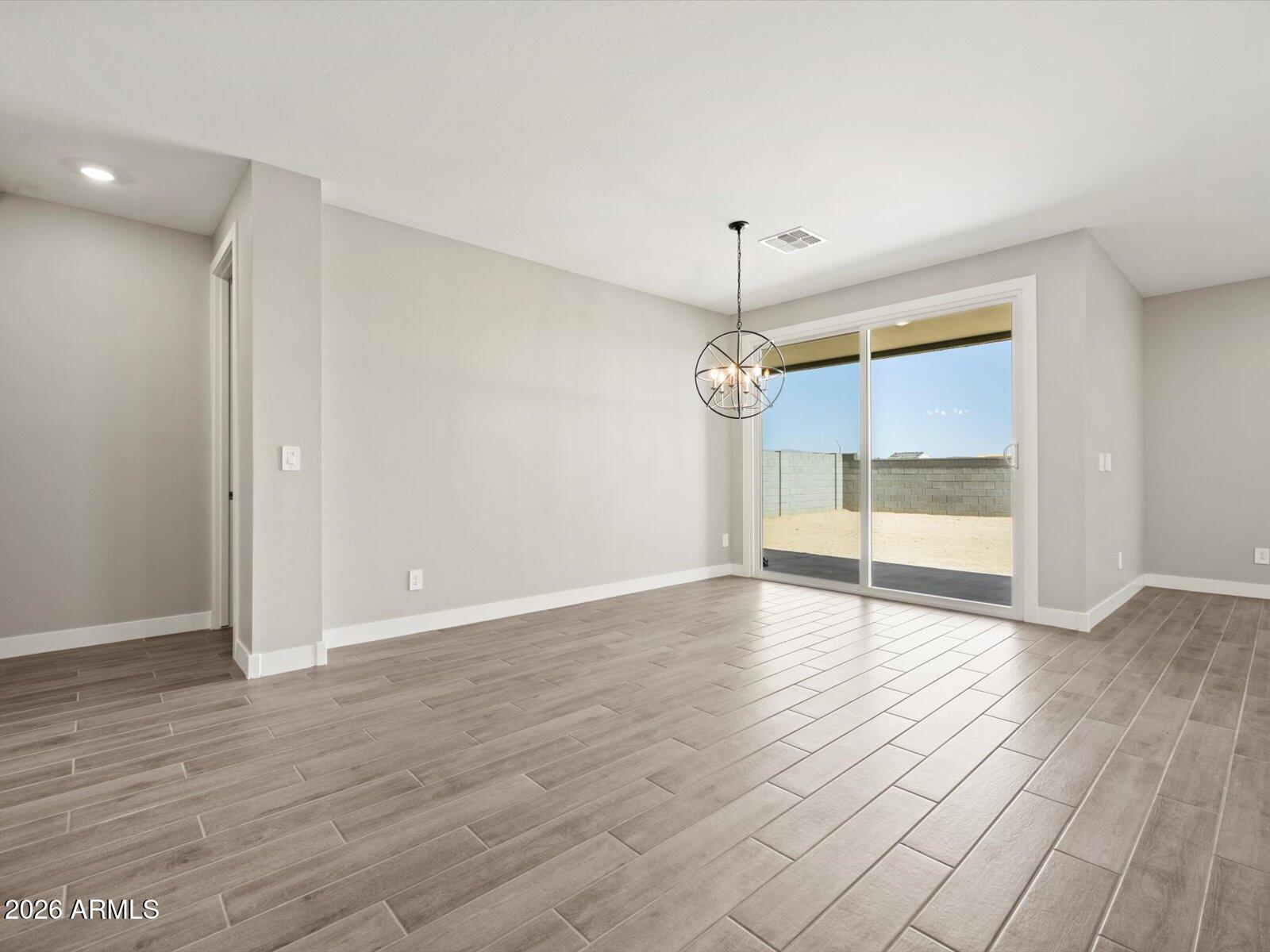 423 W ROCK NEEDLE Trail