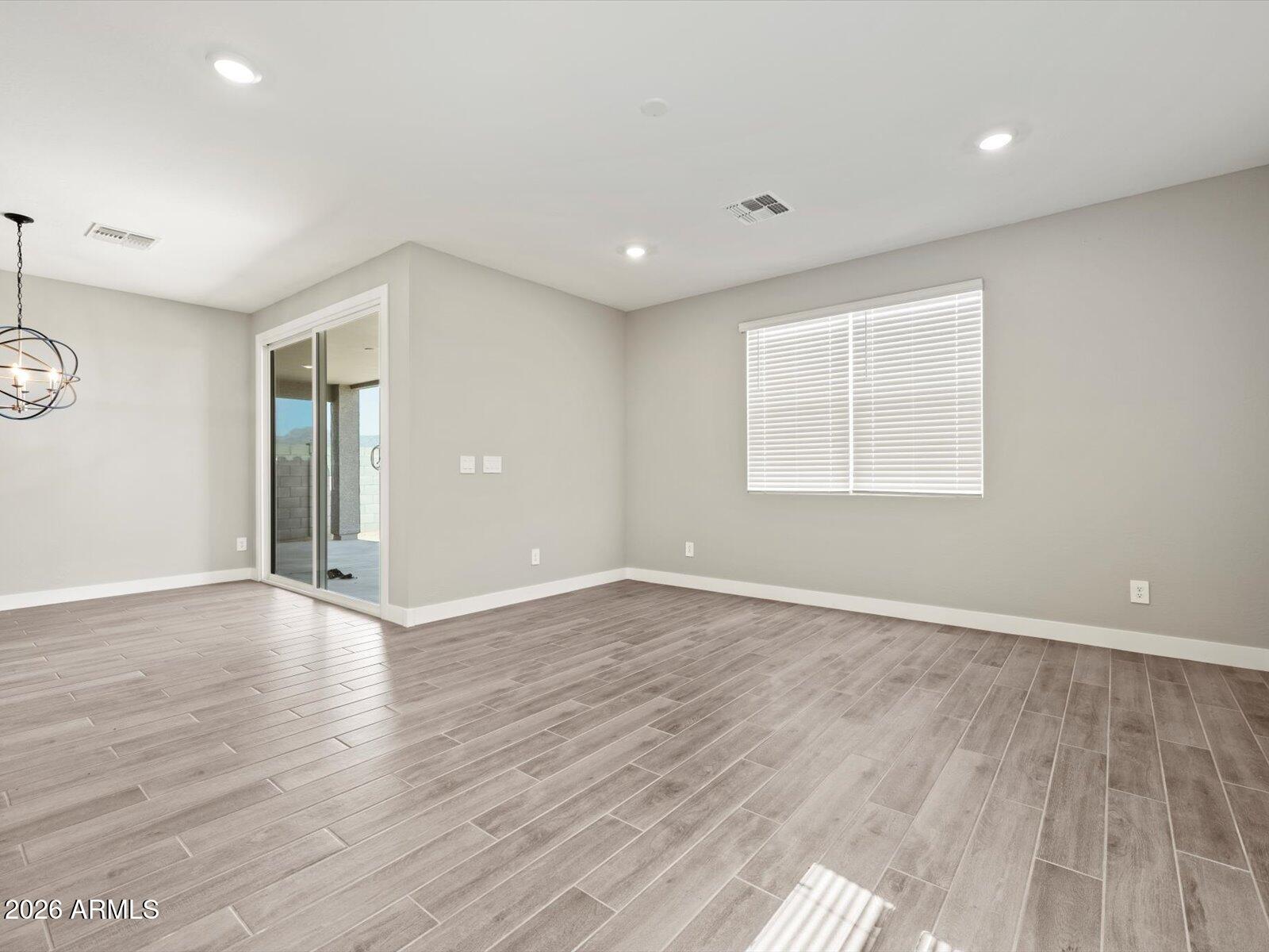 423 W ROCK NEEDLE Trail