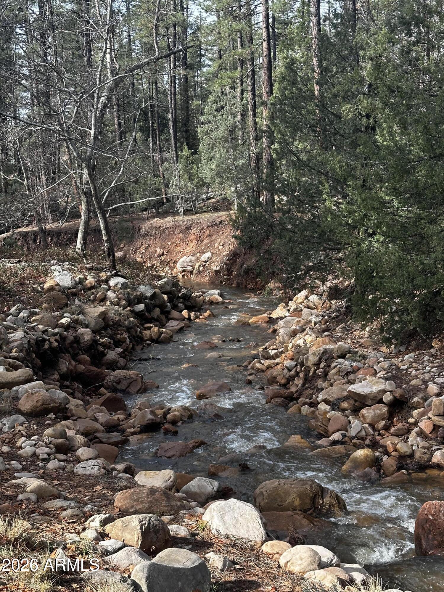 292 S Squirrels Nest Lane 11