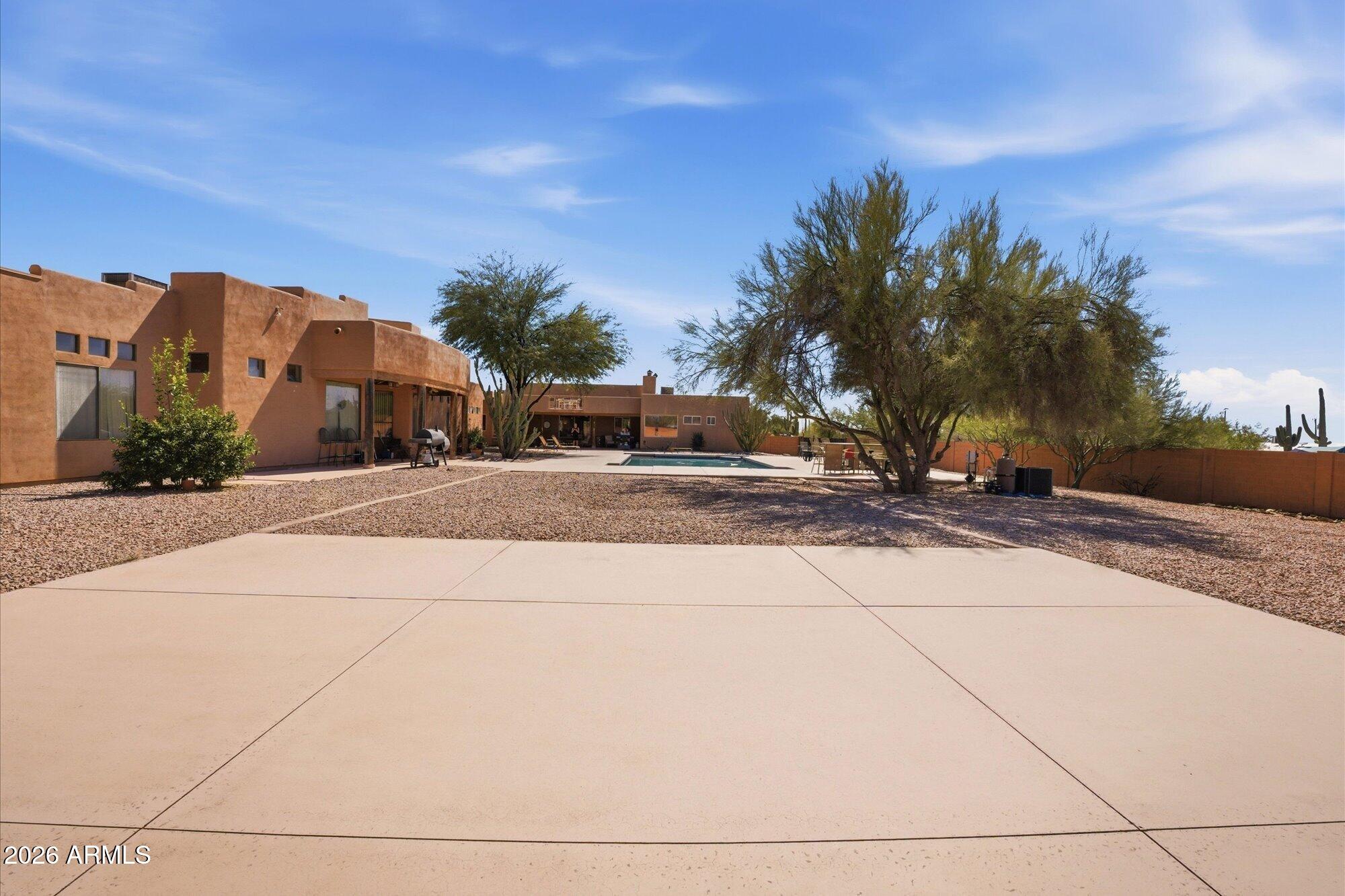 5938 E WINDSTONE Trail