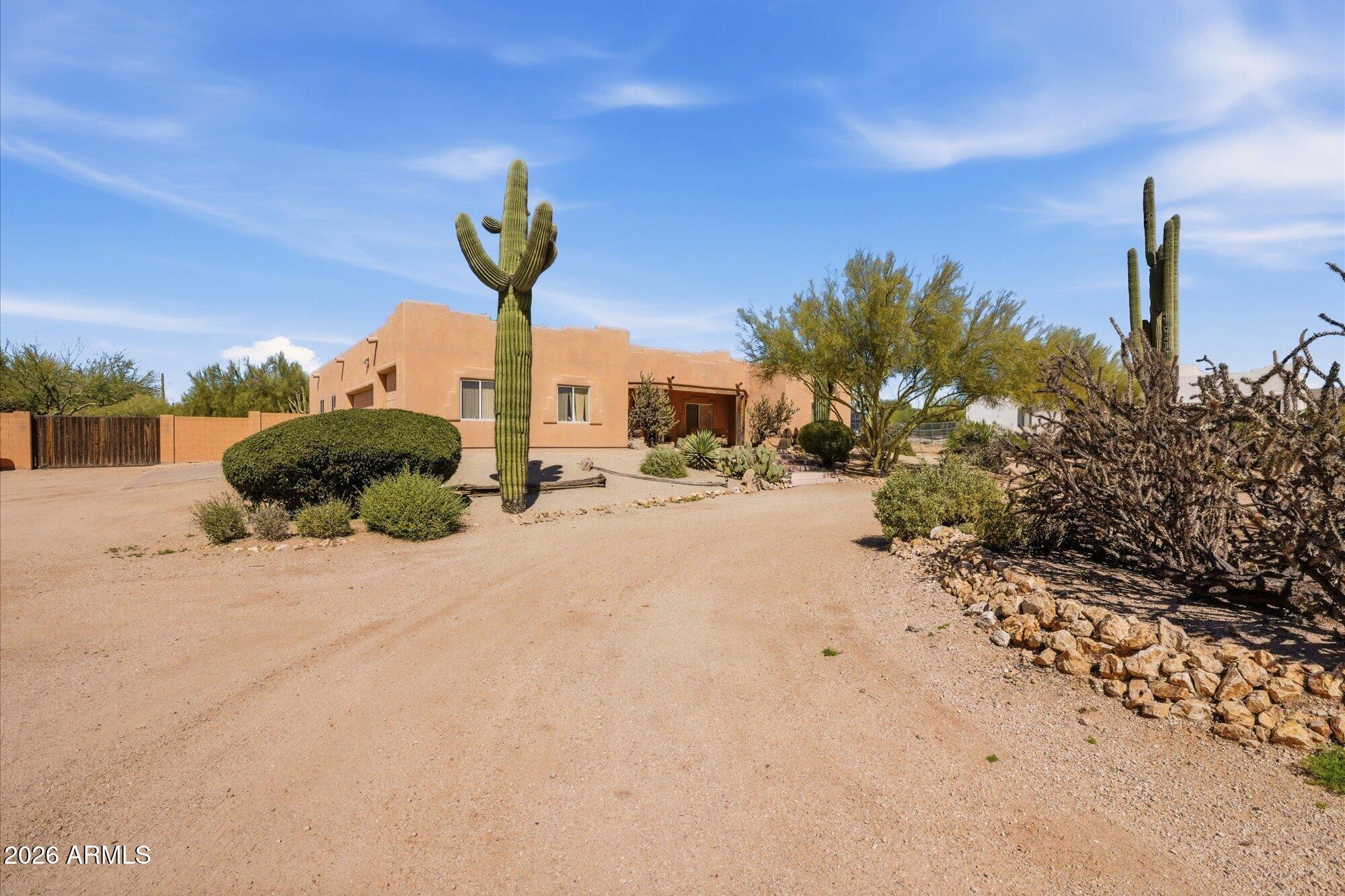 5938 E WINDSTONE Trail