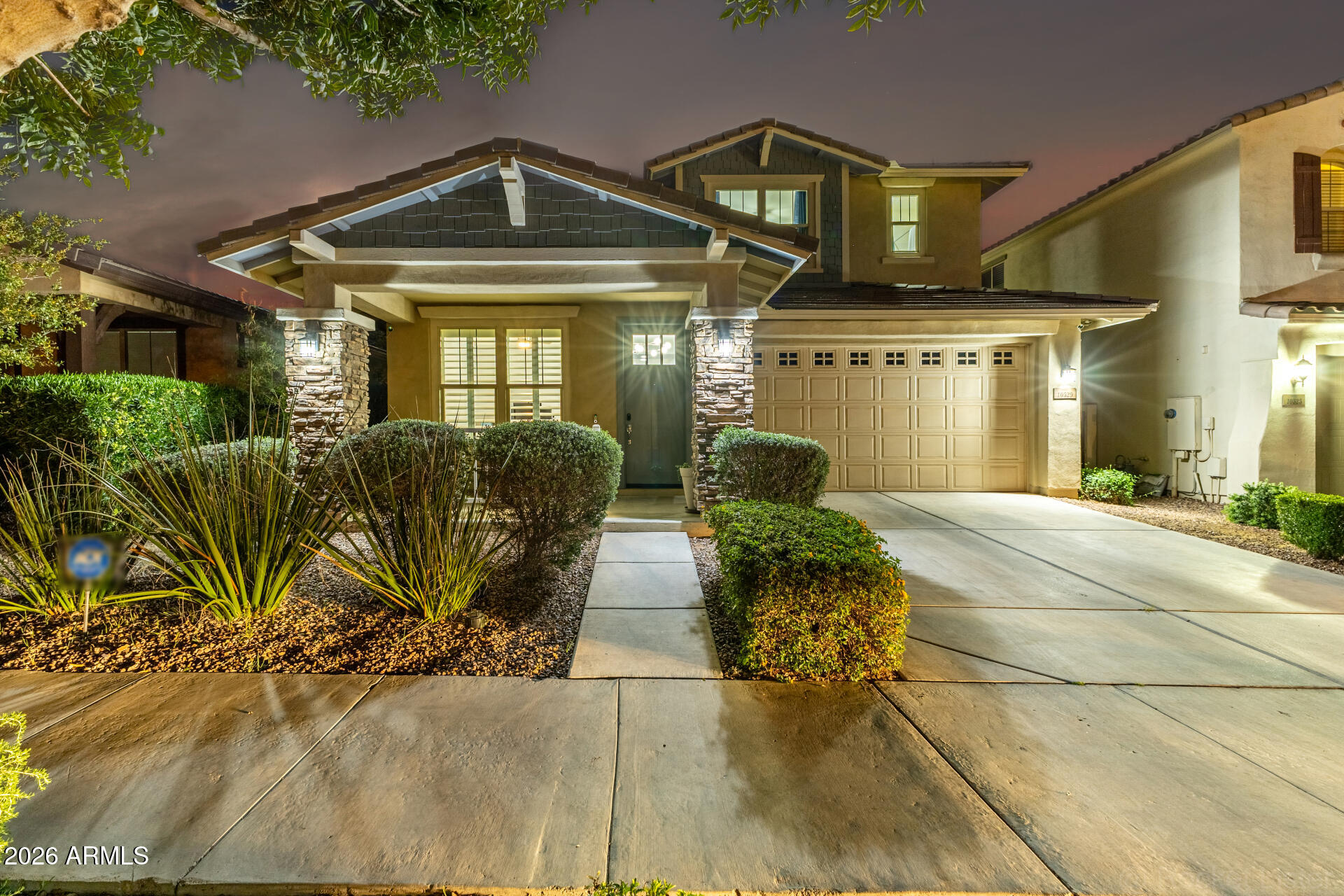 10529 E DURANT Drive