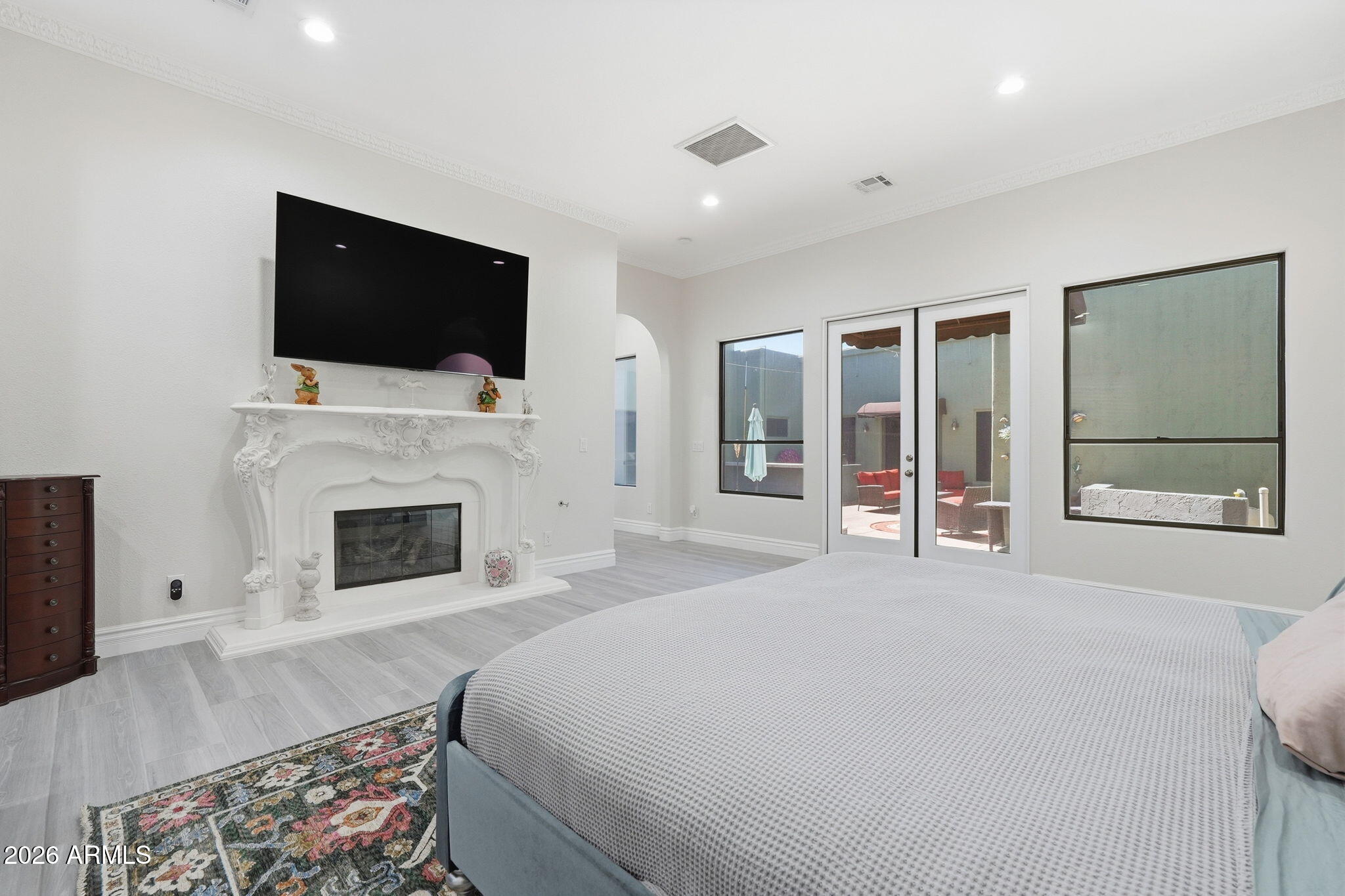 2948 E WATFORD Court