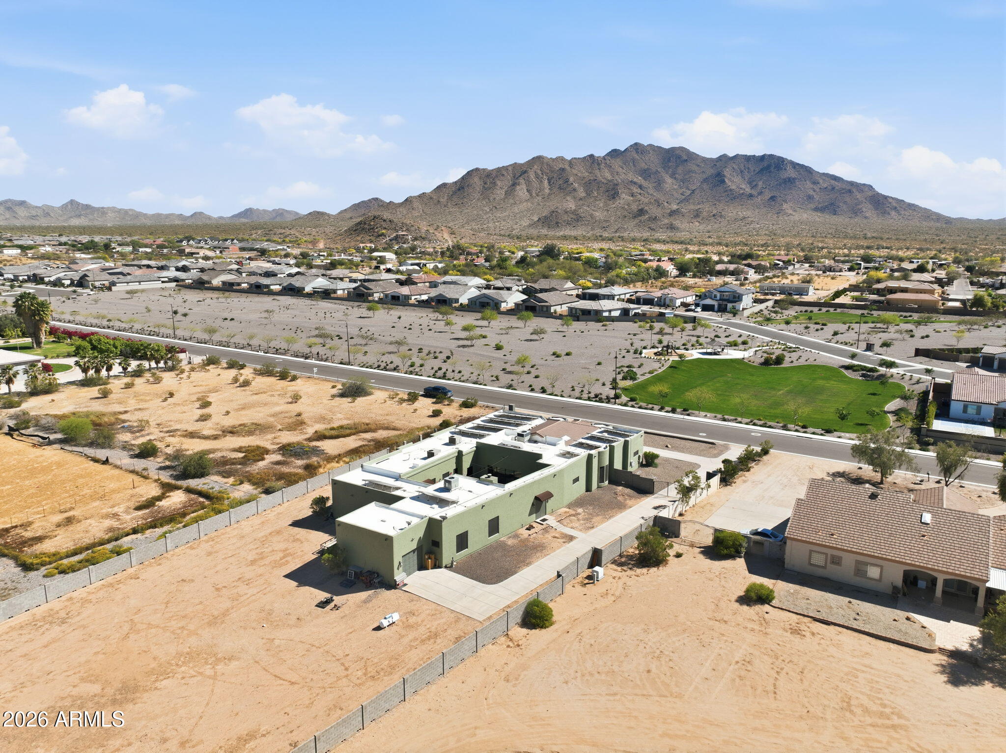 2948 E WATFORD Court