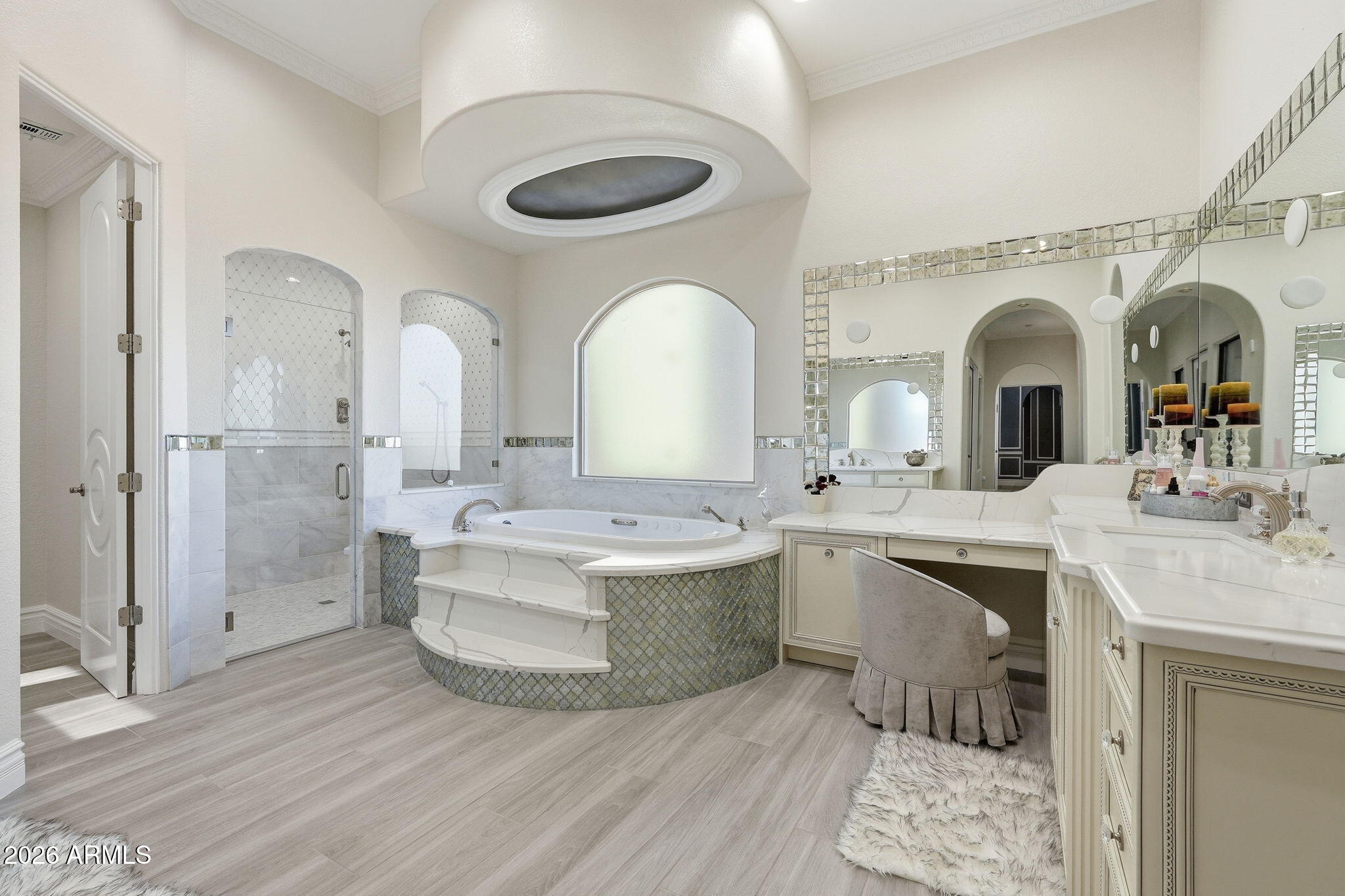 2948 E WATFORD Court