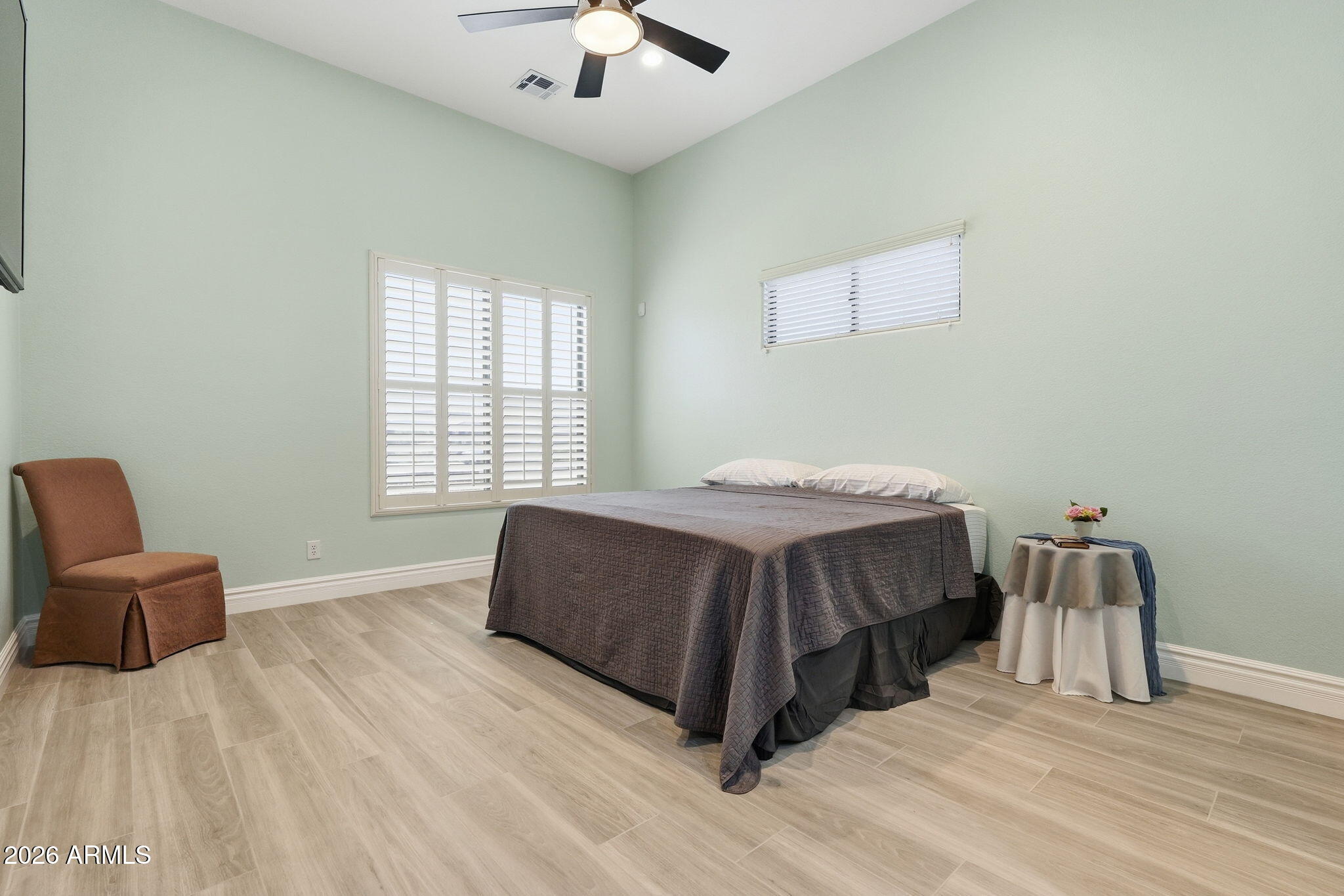 2948 E WATFORD Court