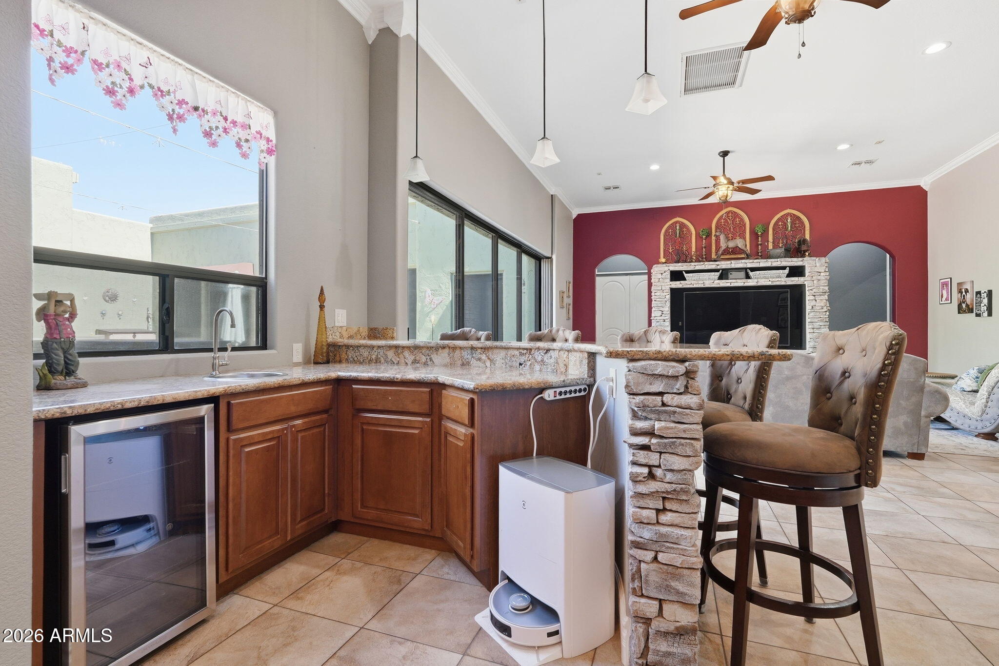 2948 E WATFORD Court