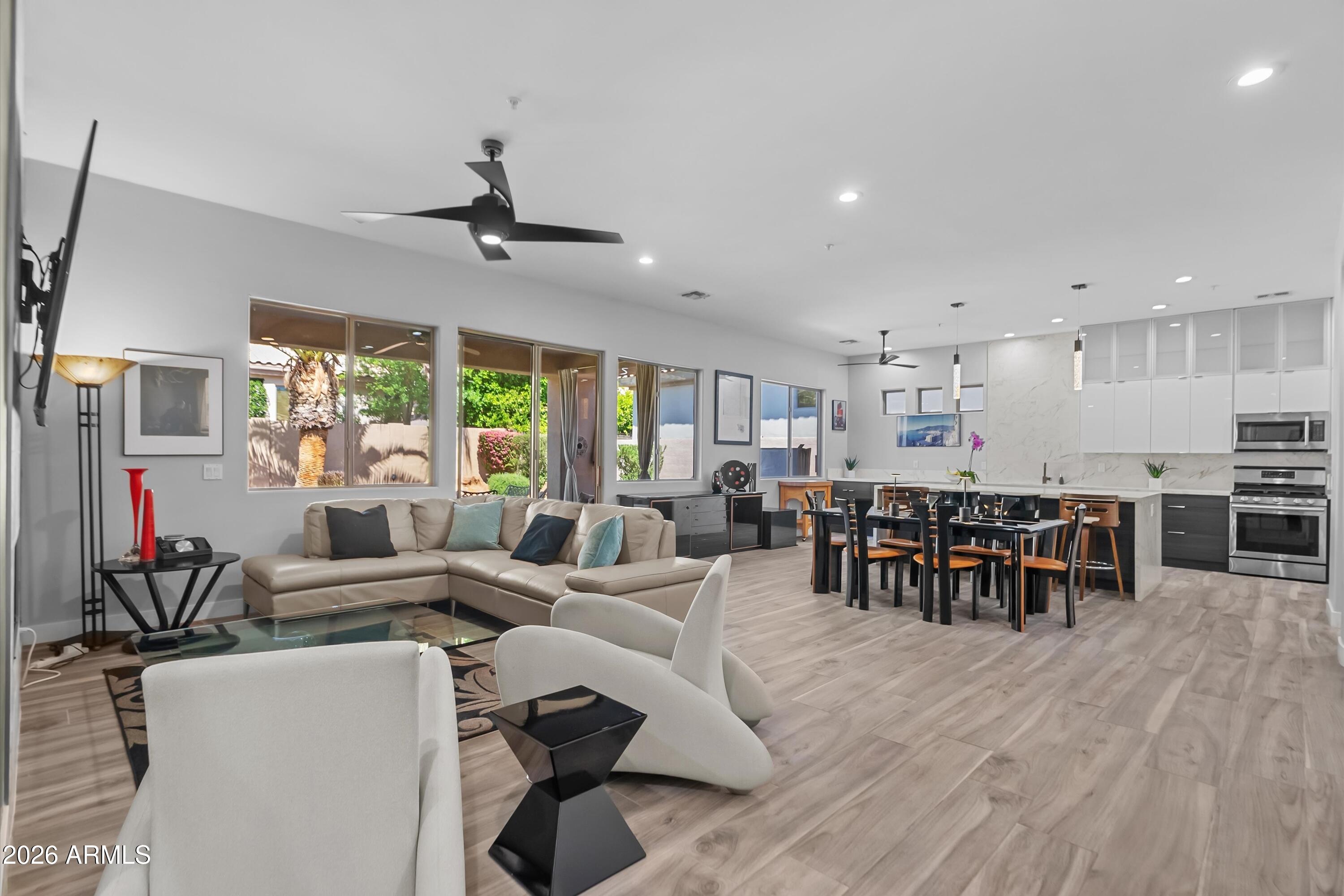 7246 E LUPINE Avenue