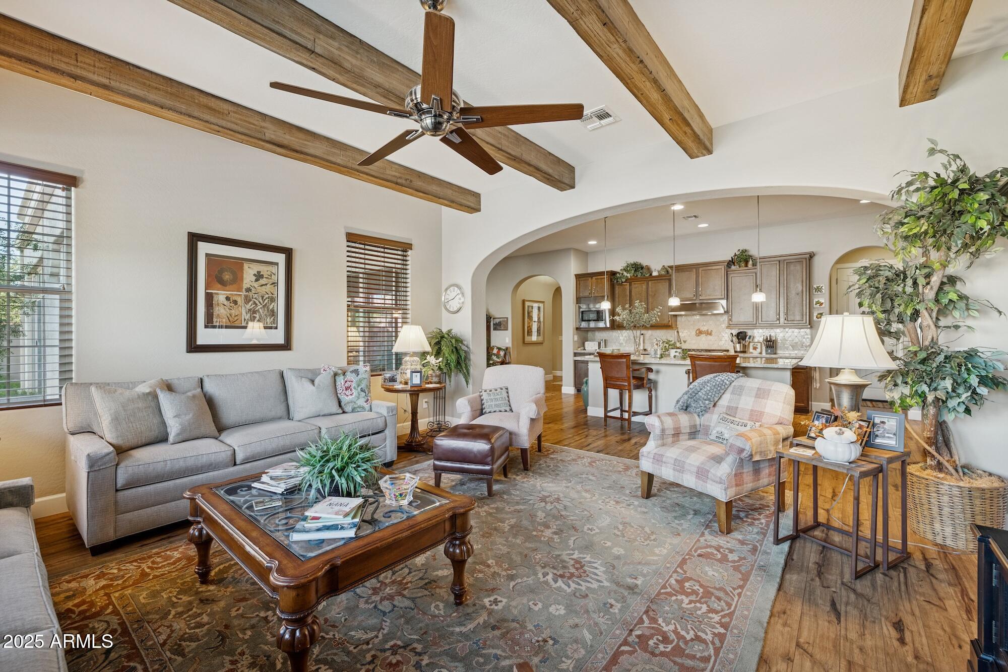 3962 E REDWOOD Place