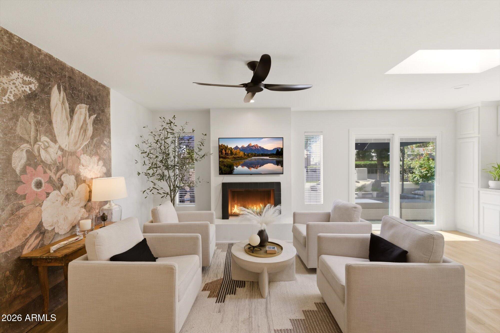 8167 E DEL CAVERNA Drive