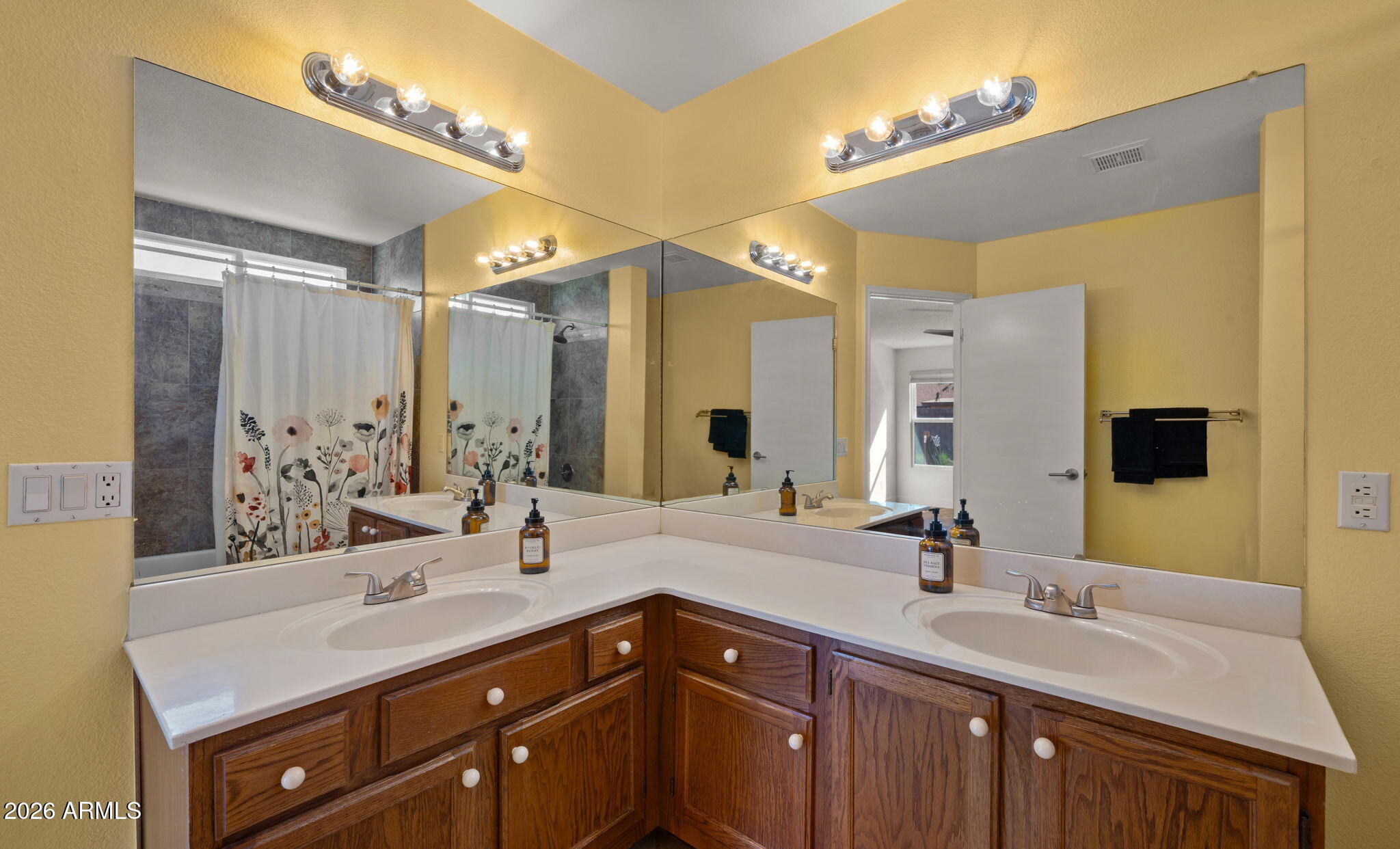 10040 S 47th Street
