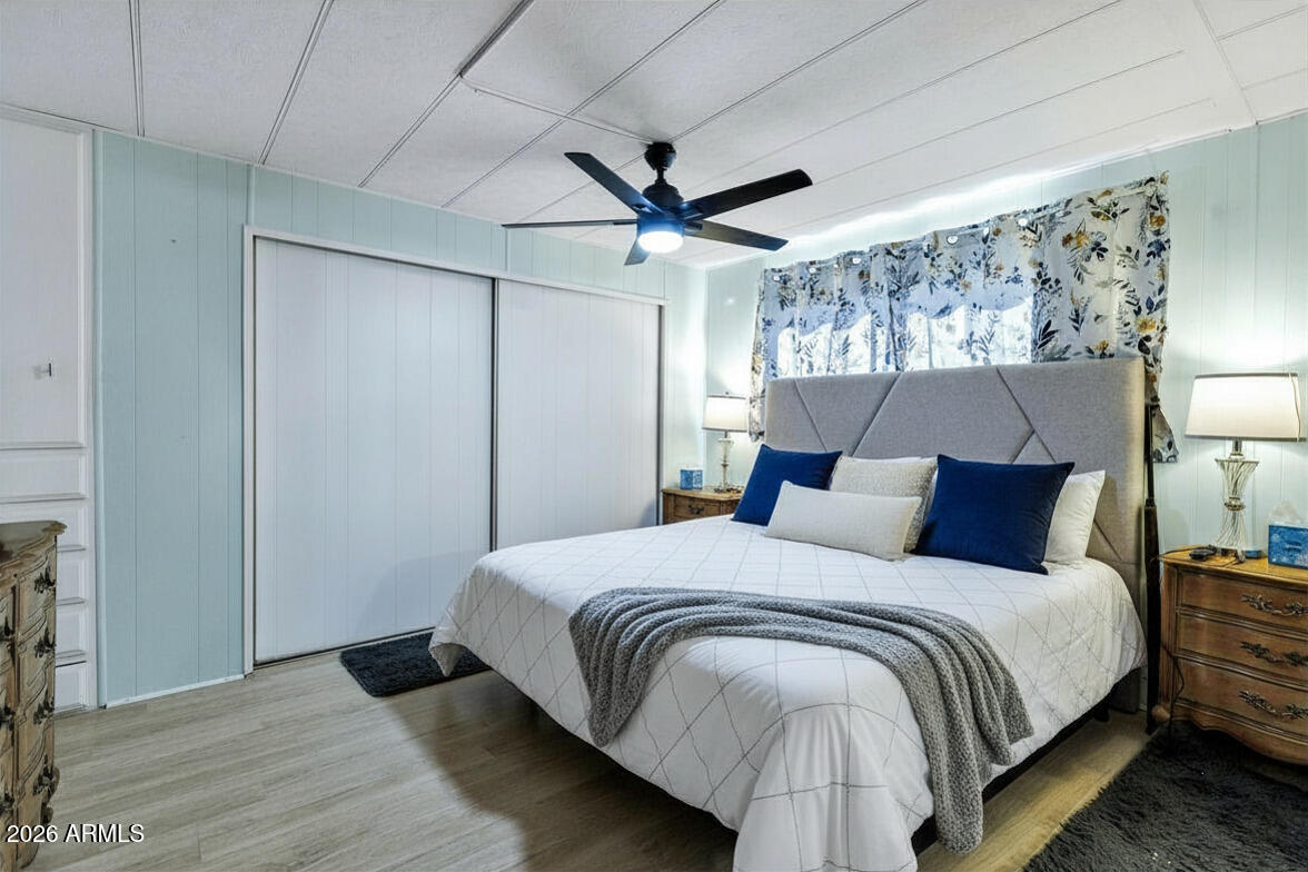 120 N VAL VISTA Drive 236