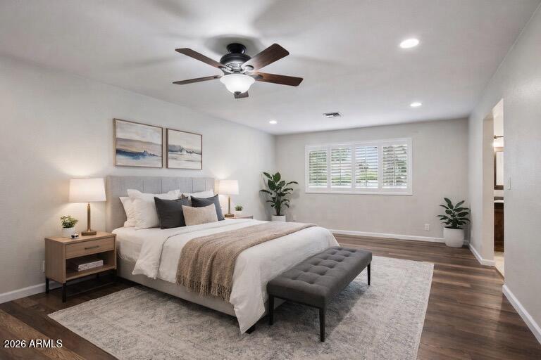 2064 E KENWOOD Circle