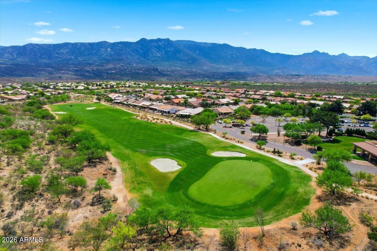 62797 E THUNDER ROCK Drive