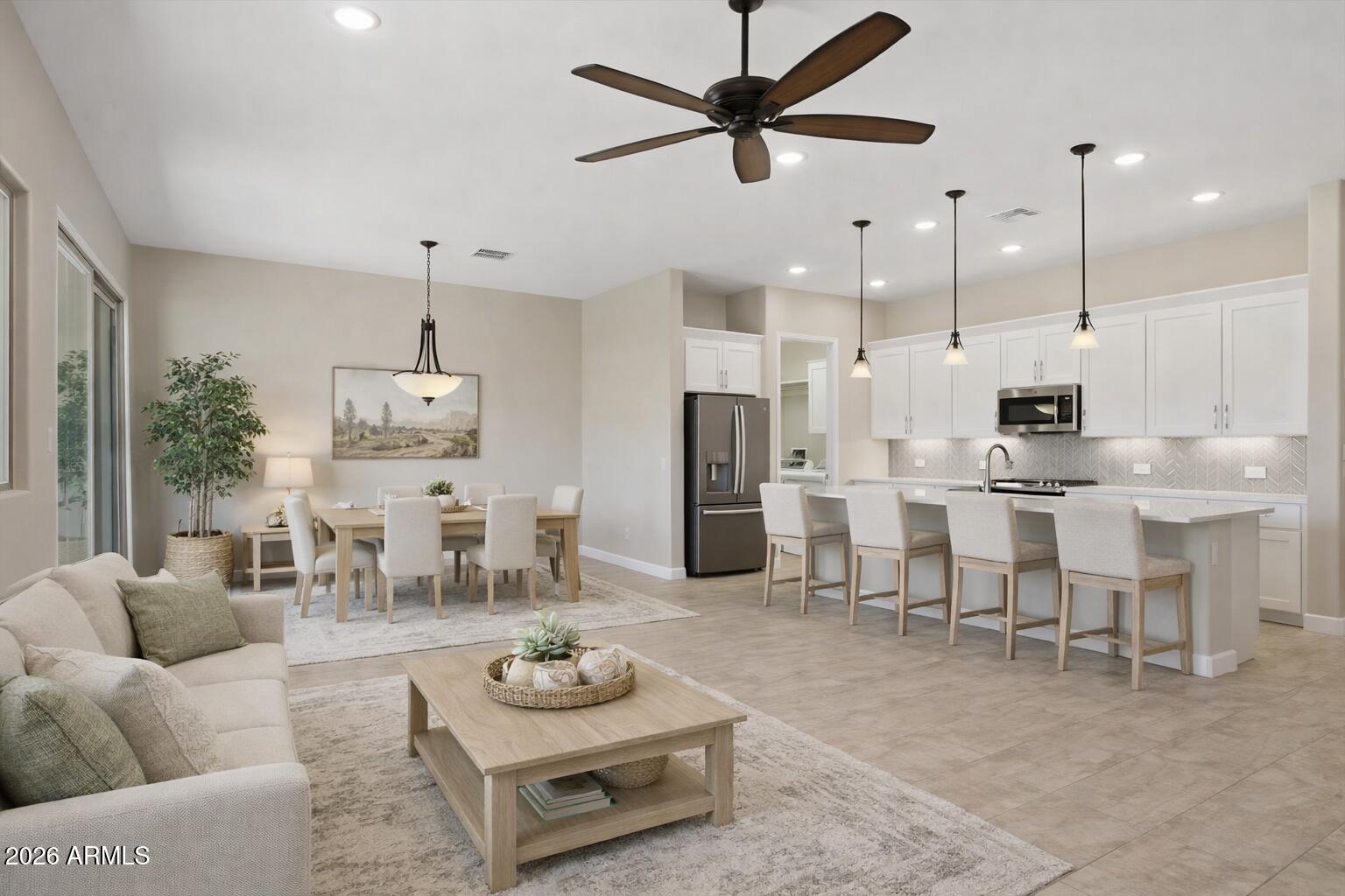 62797 E THUNDER ROCK Drive