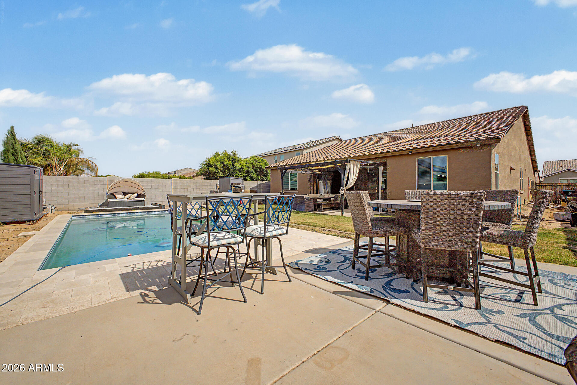 2000 W MADISEN MARIE Avenue