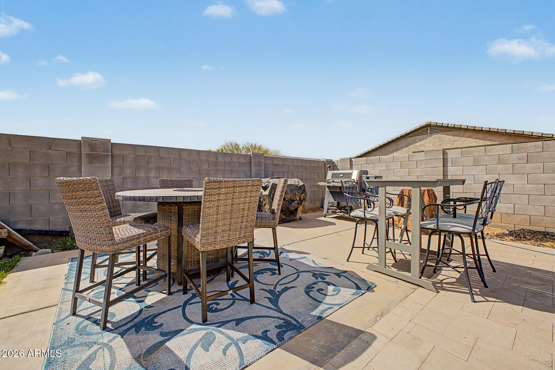 2000 W MADISEN MARIE Avenue