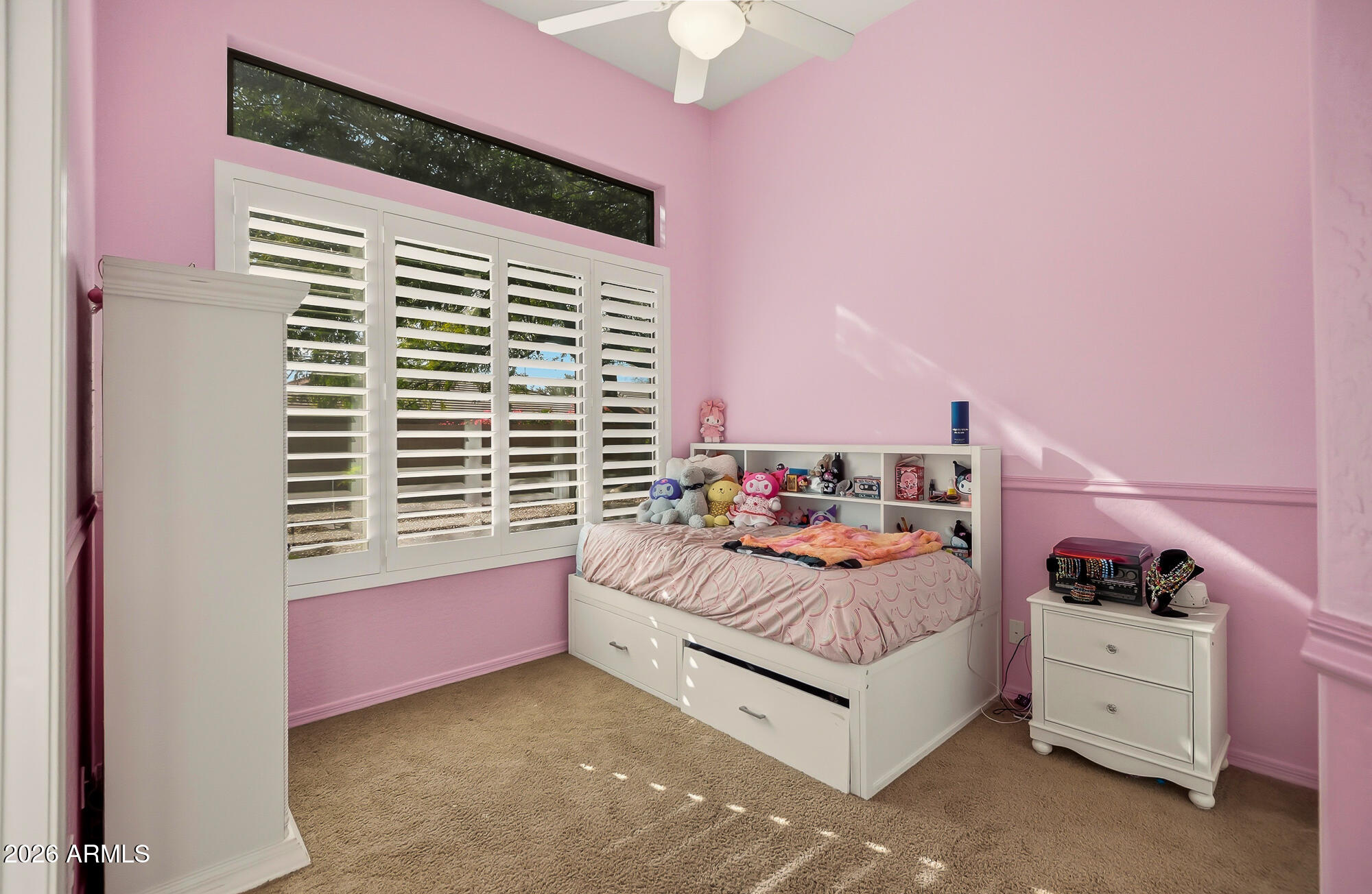 1529 W LAUREL GREENS Court