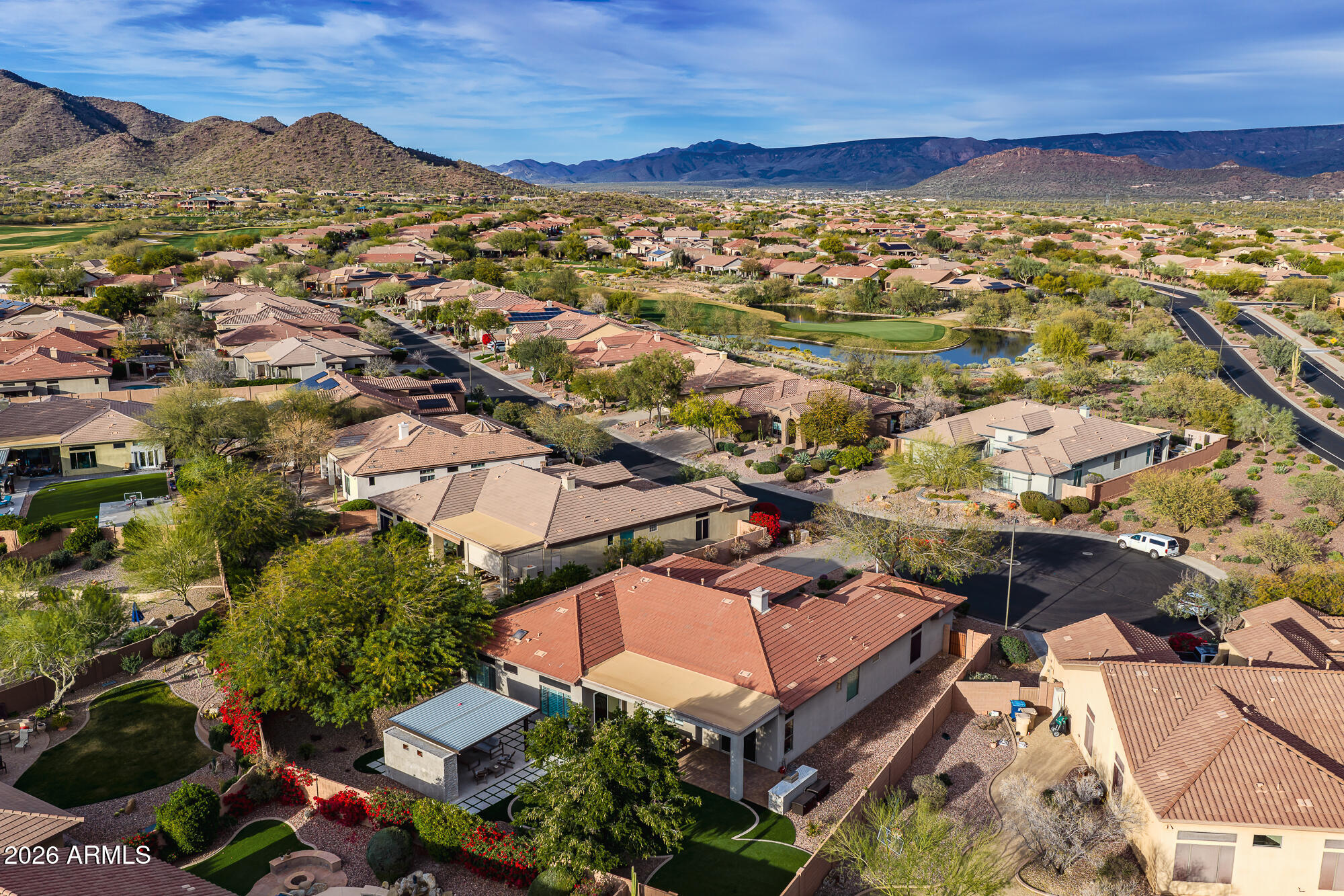 1529 W LAUREL GREENS Court