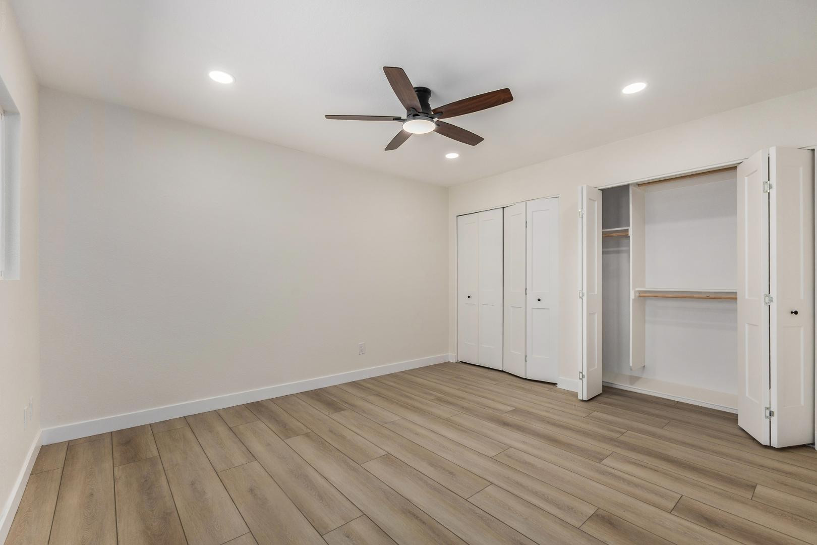 222 W Brown Road 104