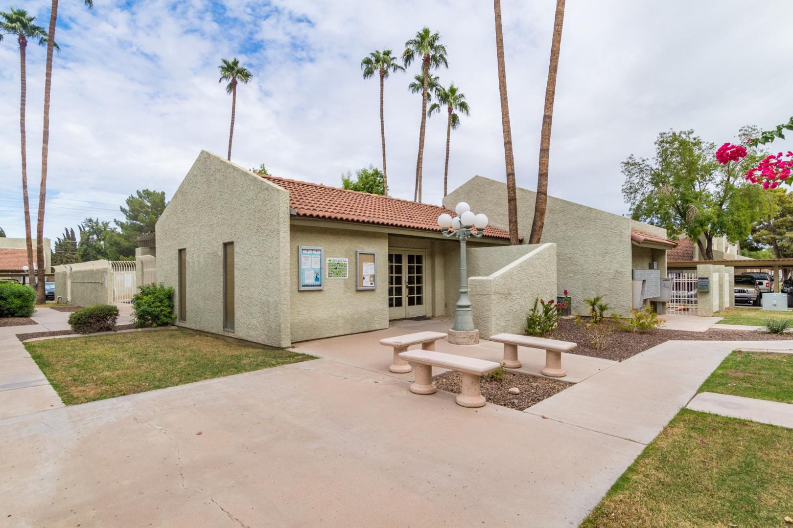 222 W Brown Road 104