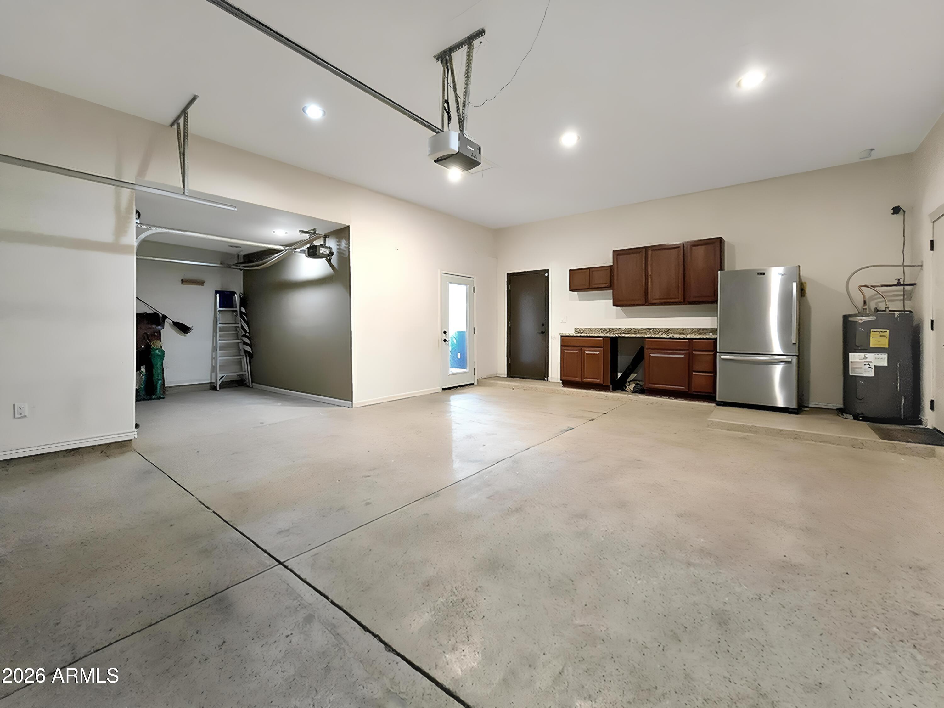 1832 W NORTHVIEW Avenue