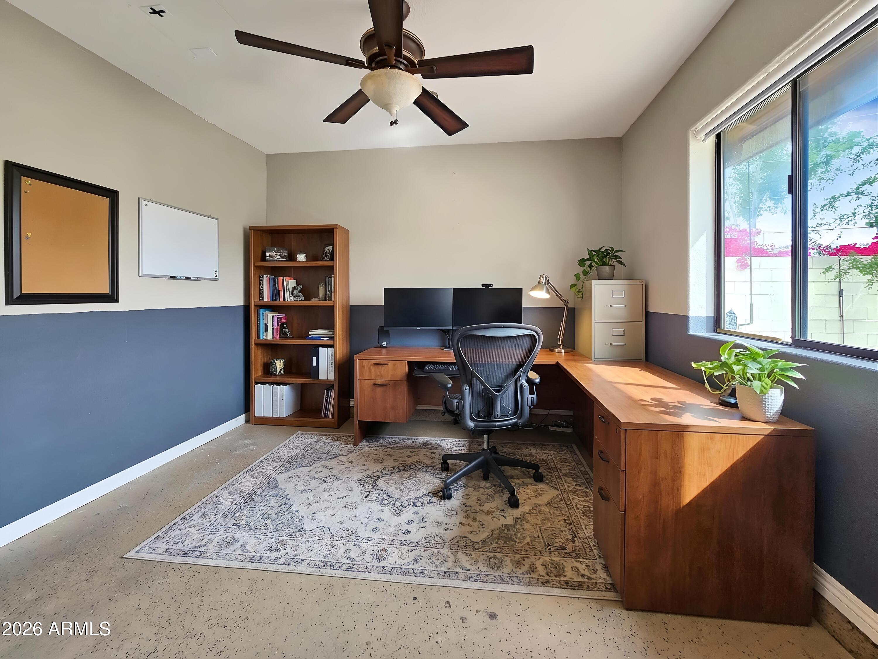 1832 W NORTHVIEW Avenue