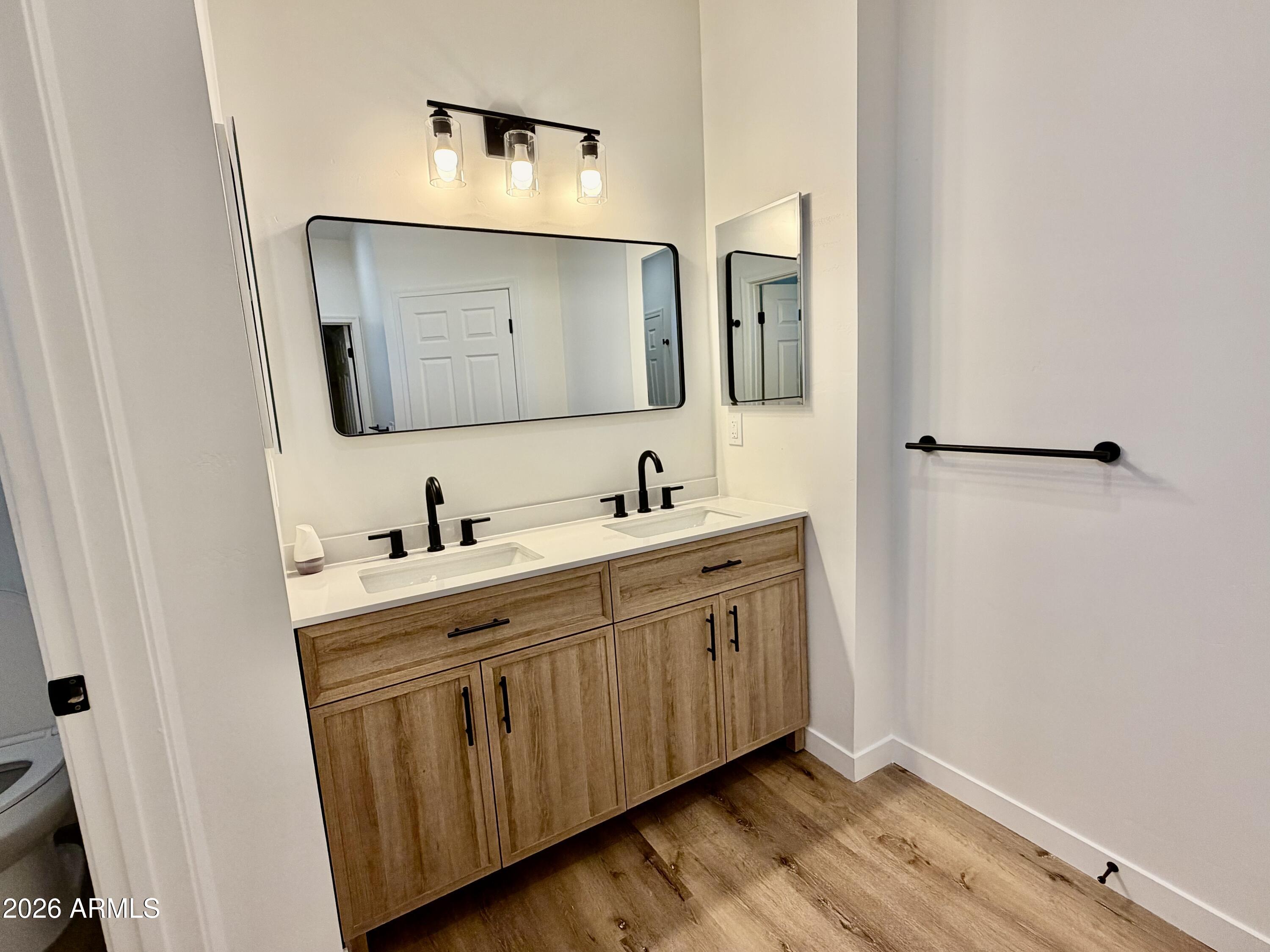 721 W OCOTILLO Street