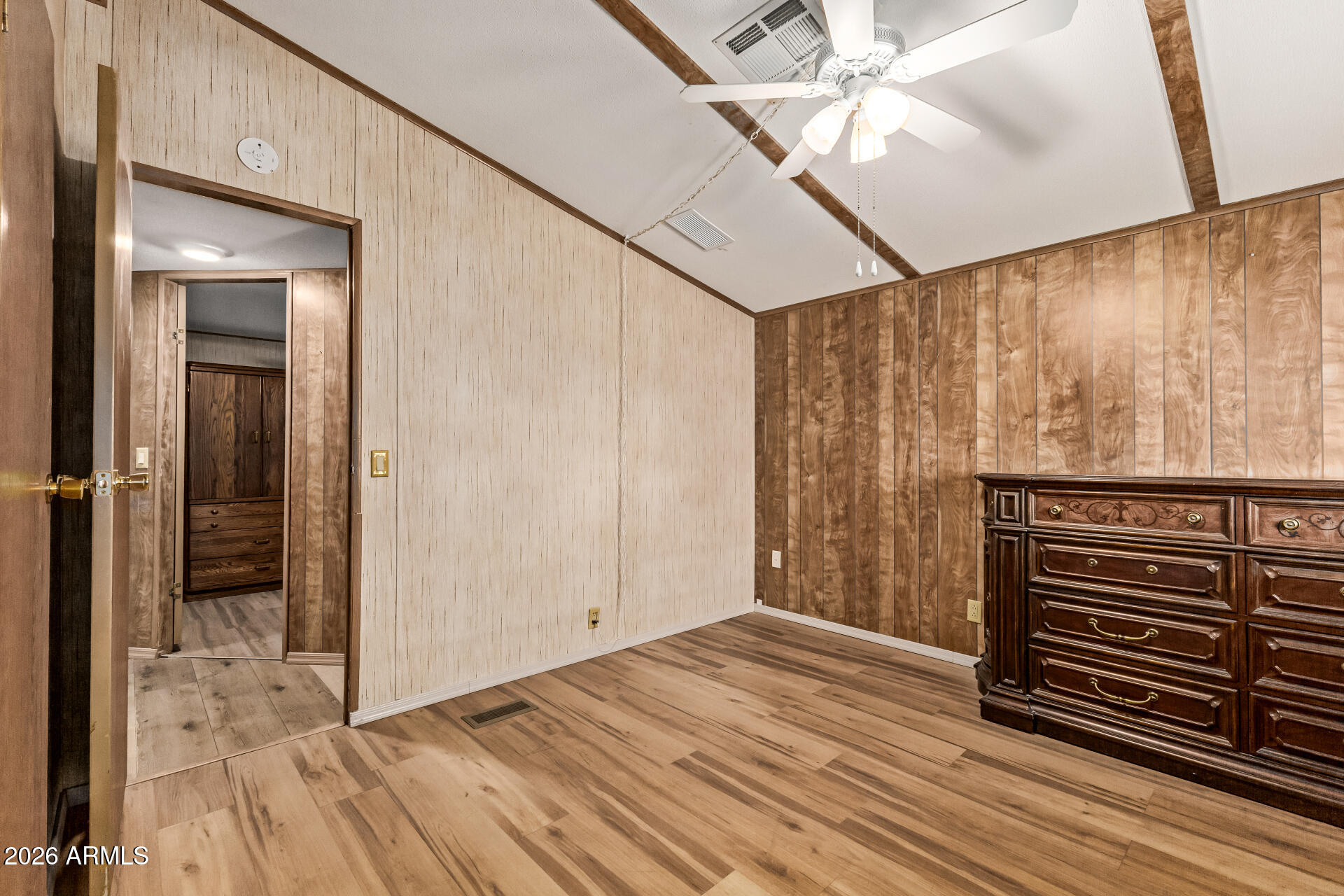 53 N MOUNTAIN Road 54