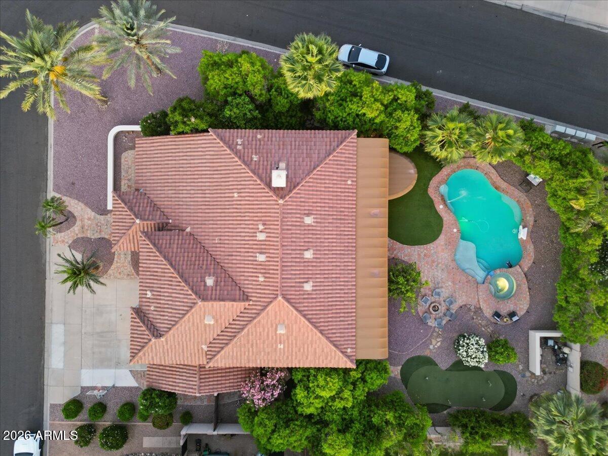 12919 W LLANO Drive