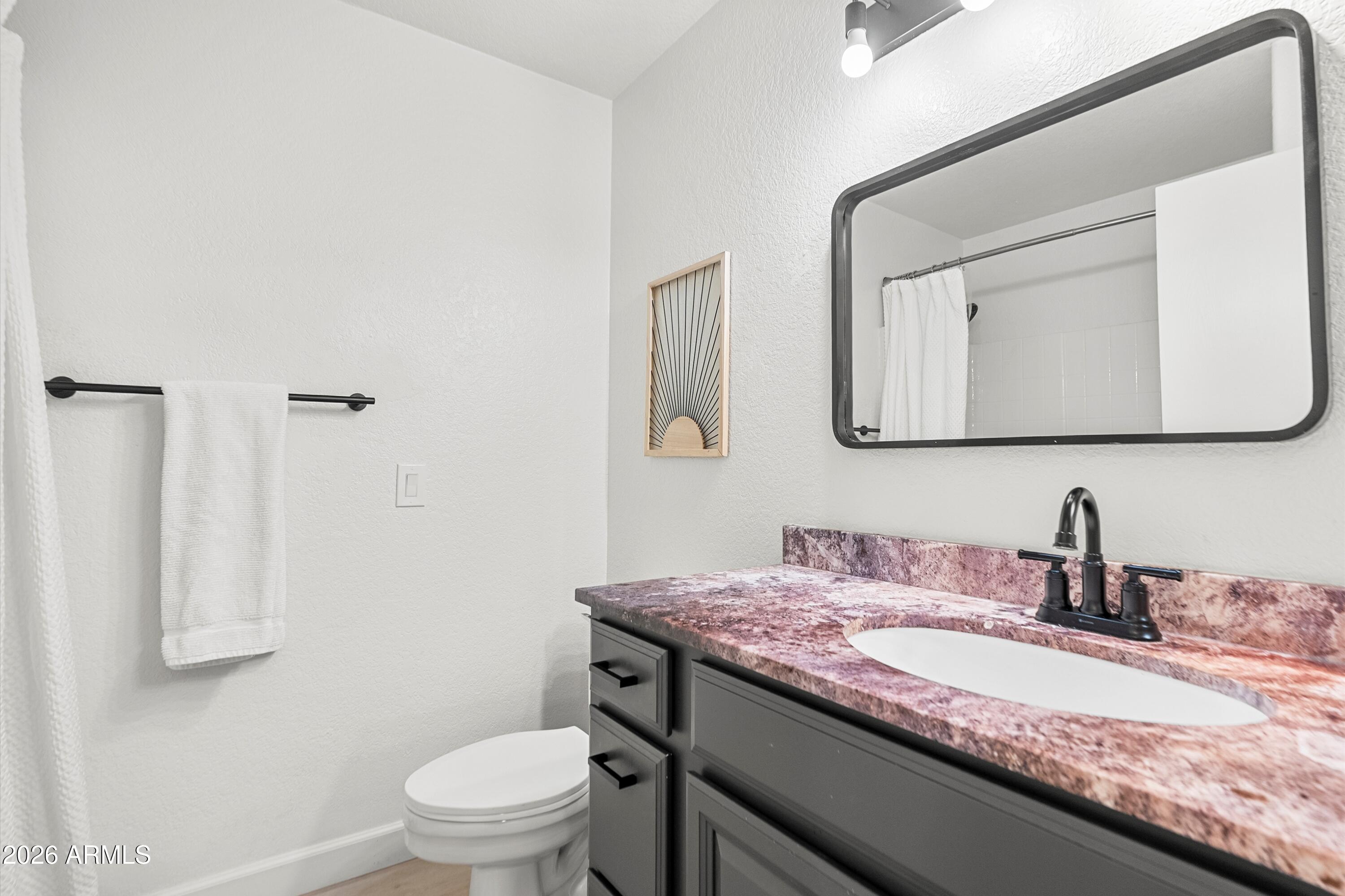 4003 W ROSE GARDEN Lane