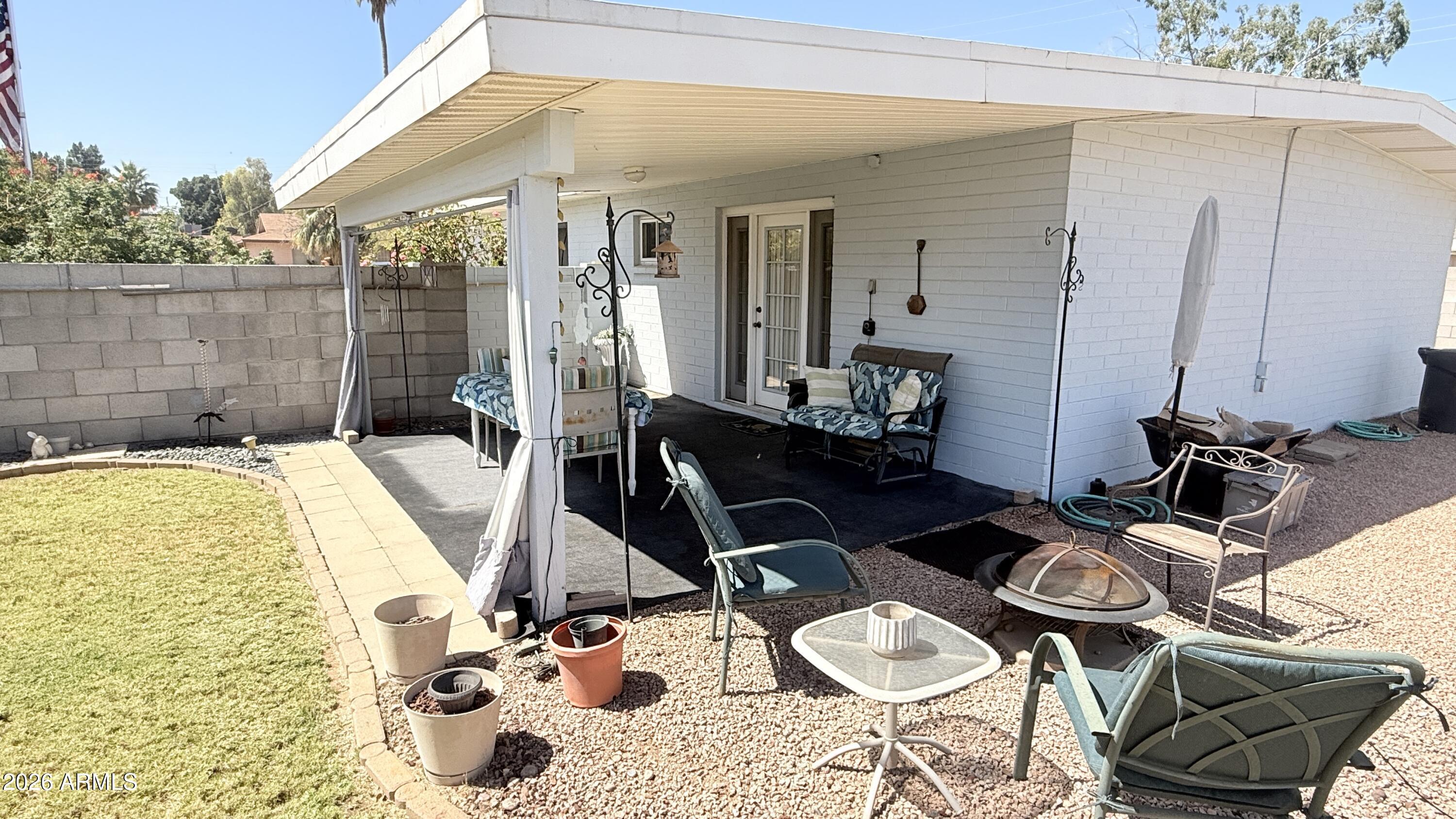 264 W HUNTER Street