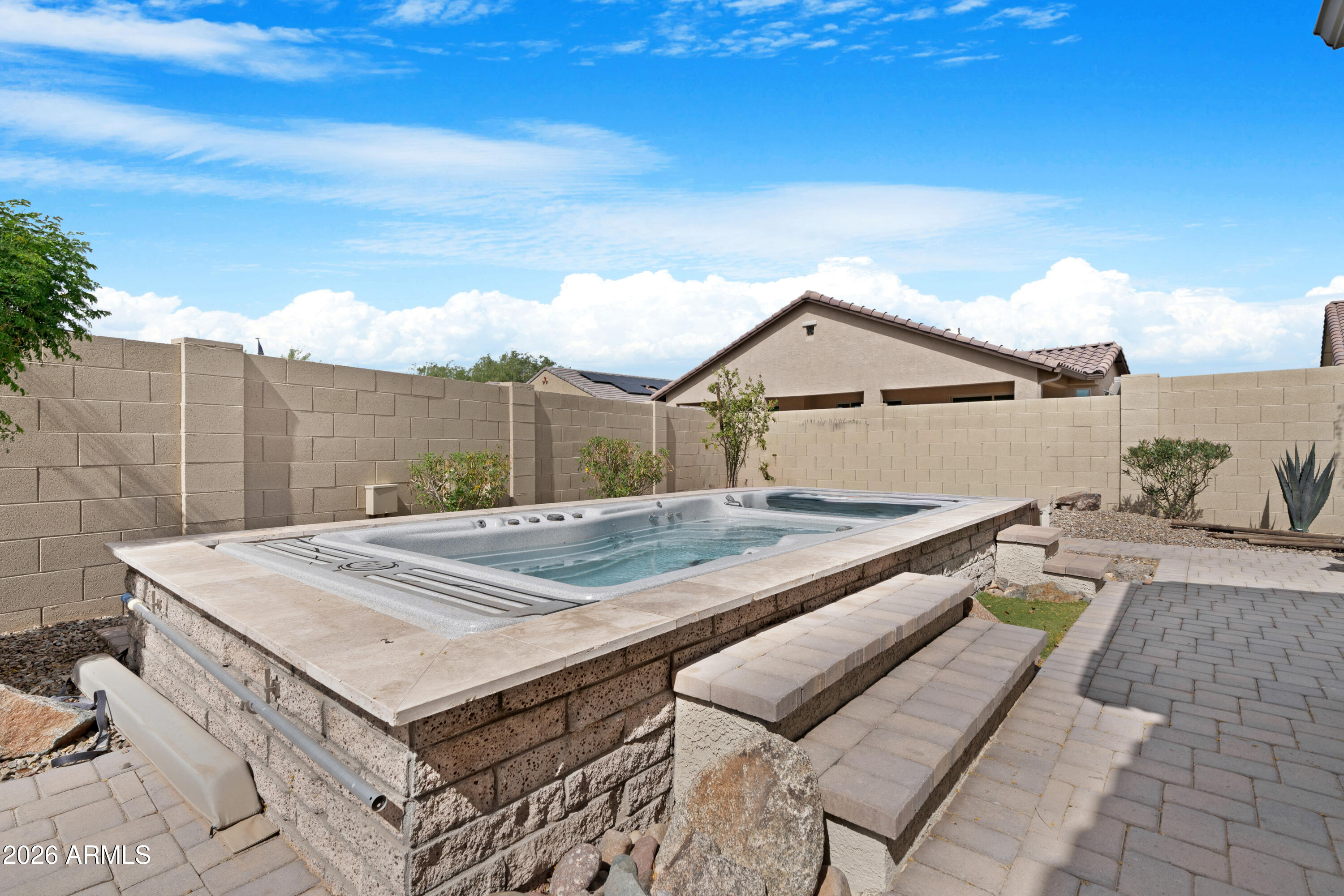 5093 N CORDES Court