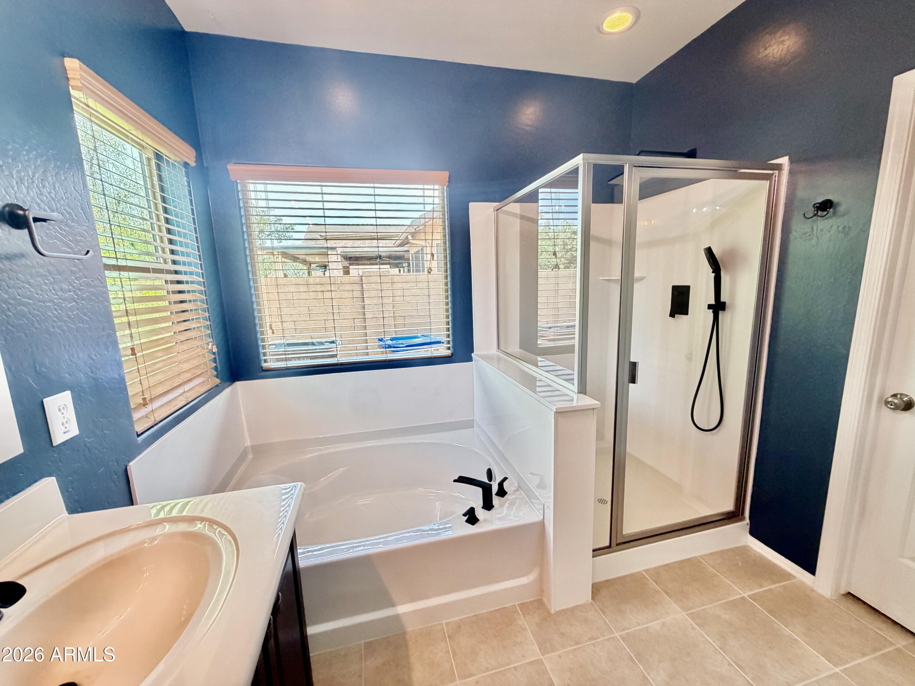 3626 N EMERALD CREEK Drive