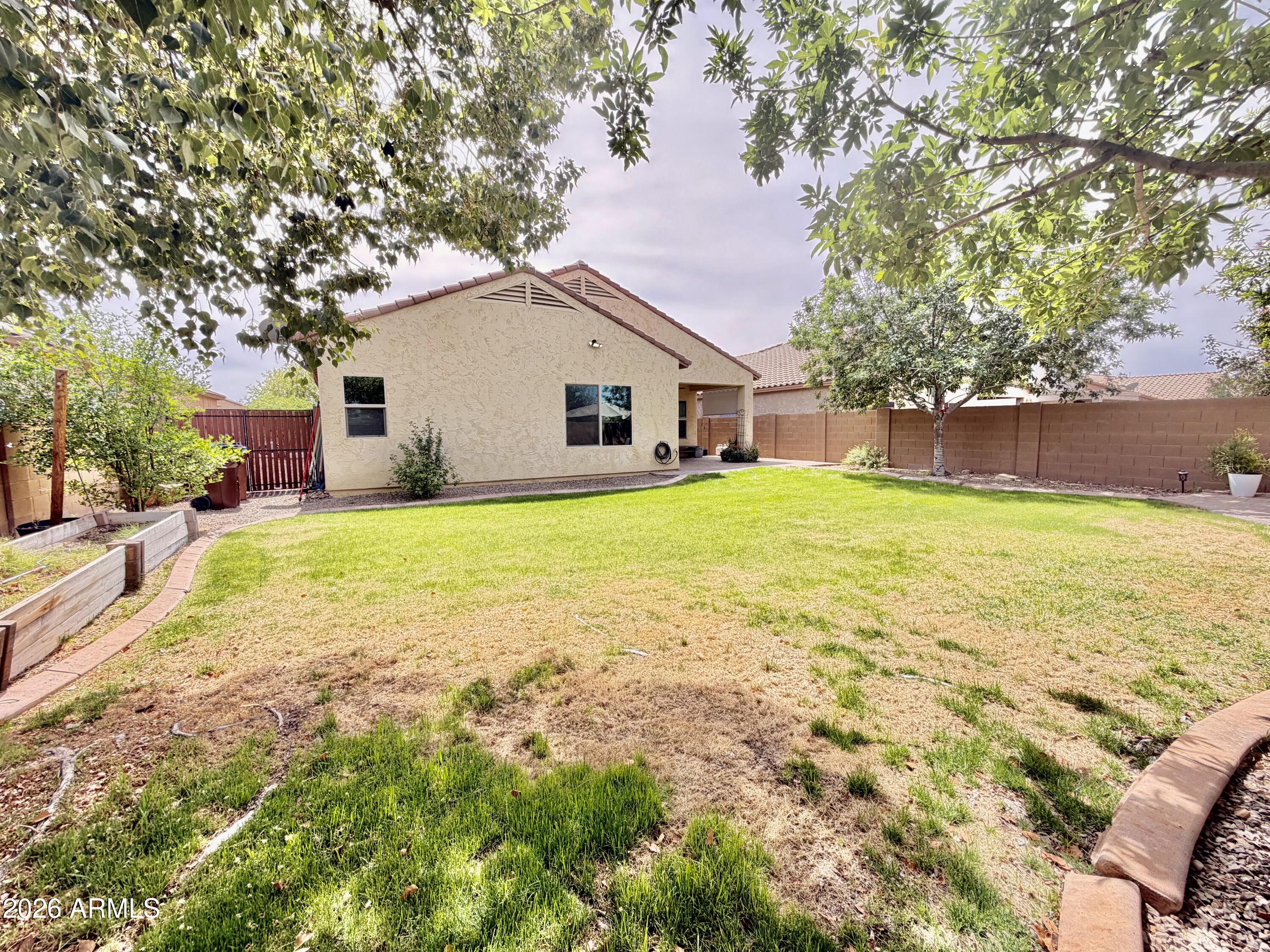 3626 N EMERALD CREEK Drive