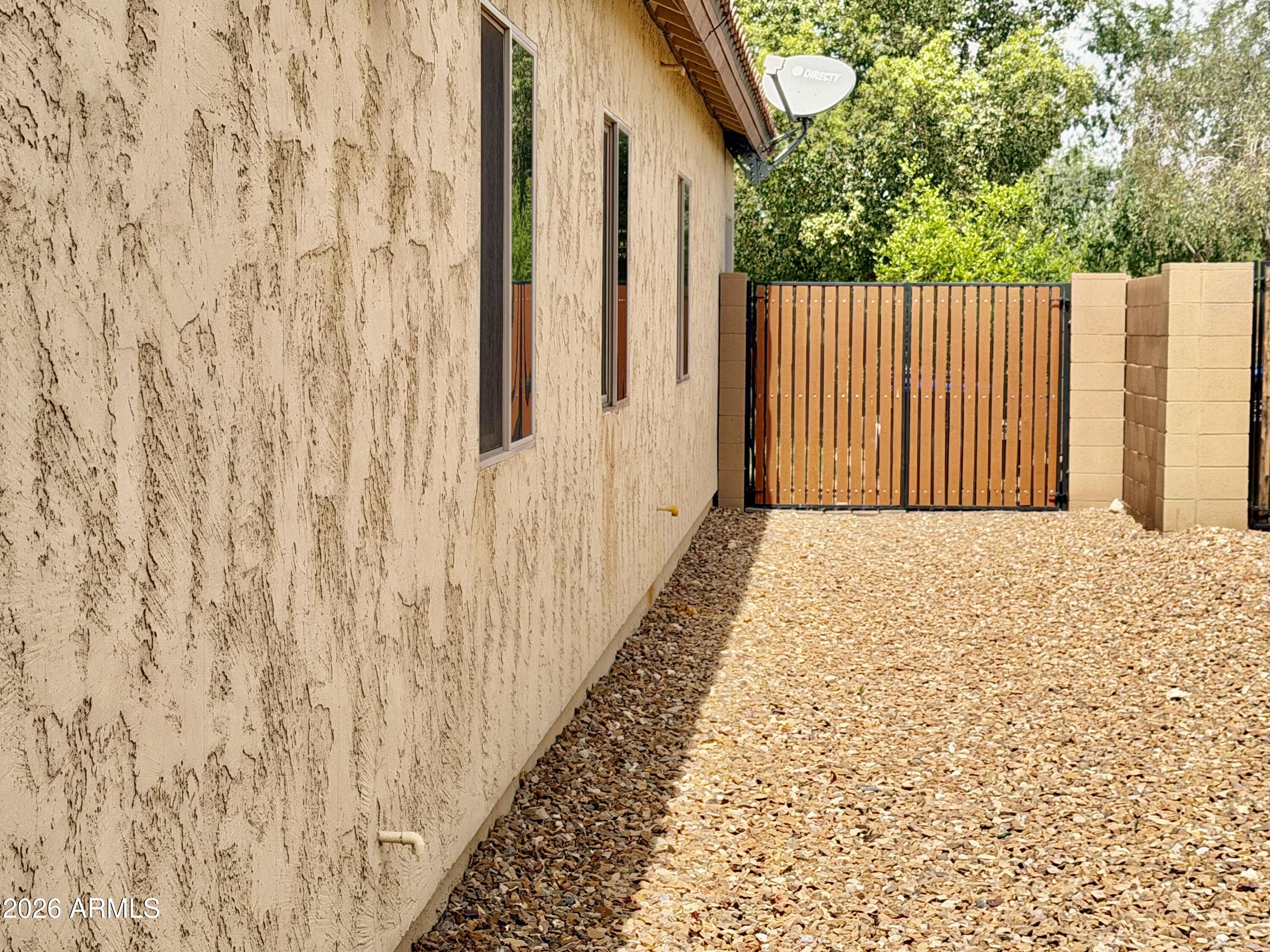 3626 N EMERALD CREEK Drive