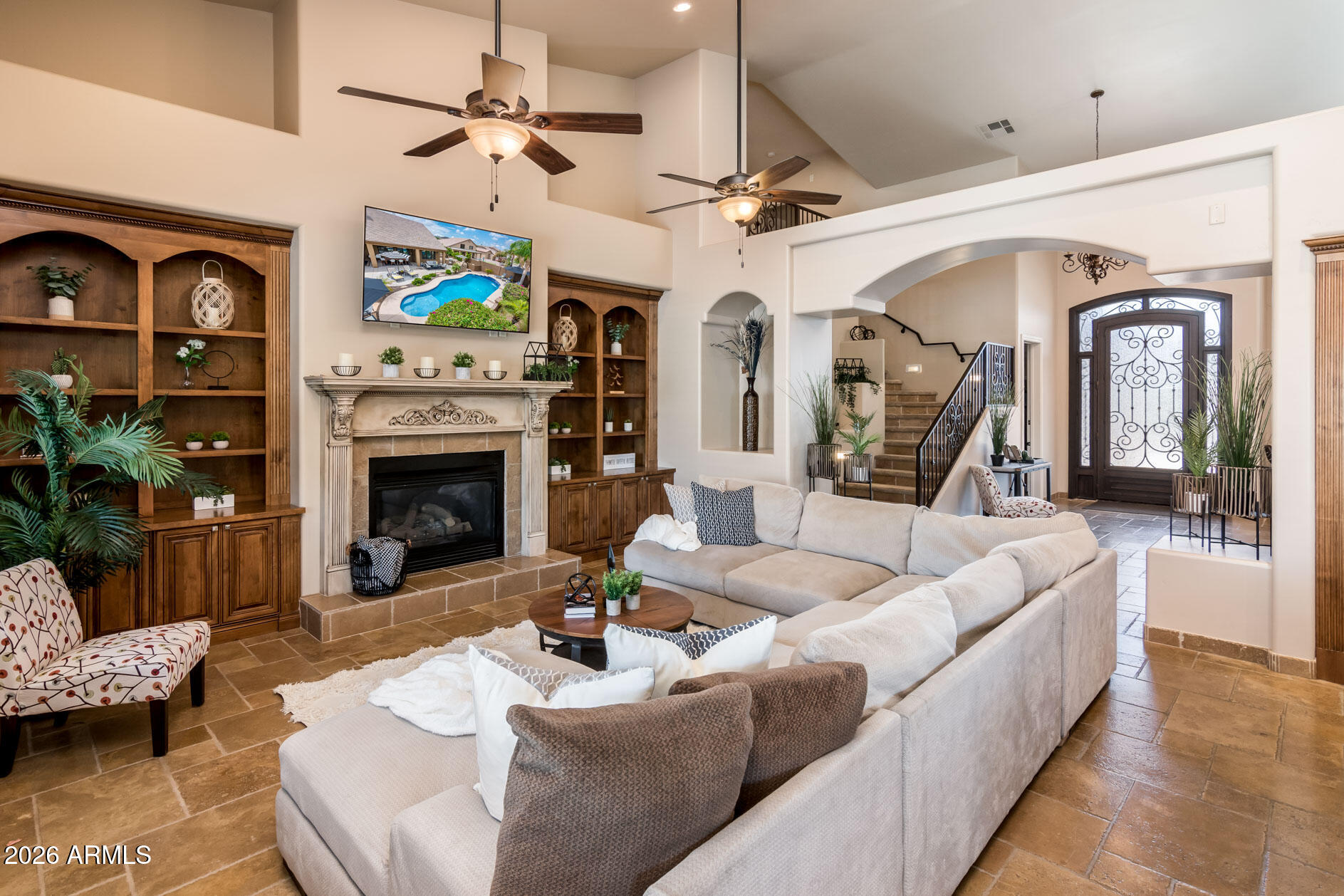 5322 W WHISPERING WIND Drive
