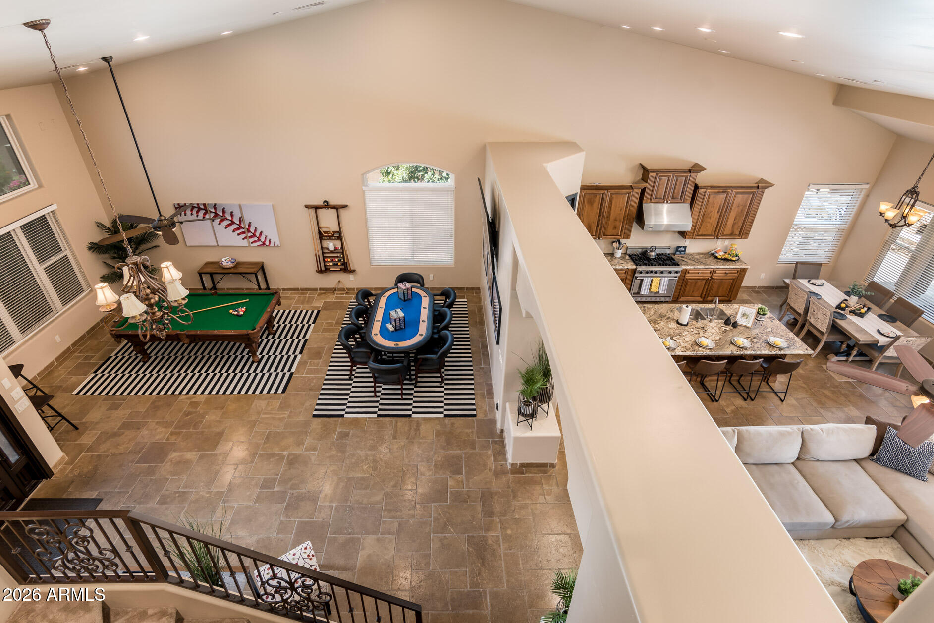 5322 W WHISPERING WIND Drive