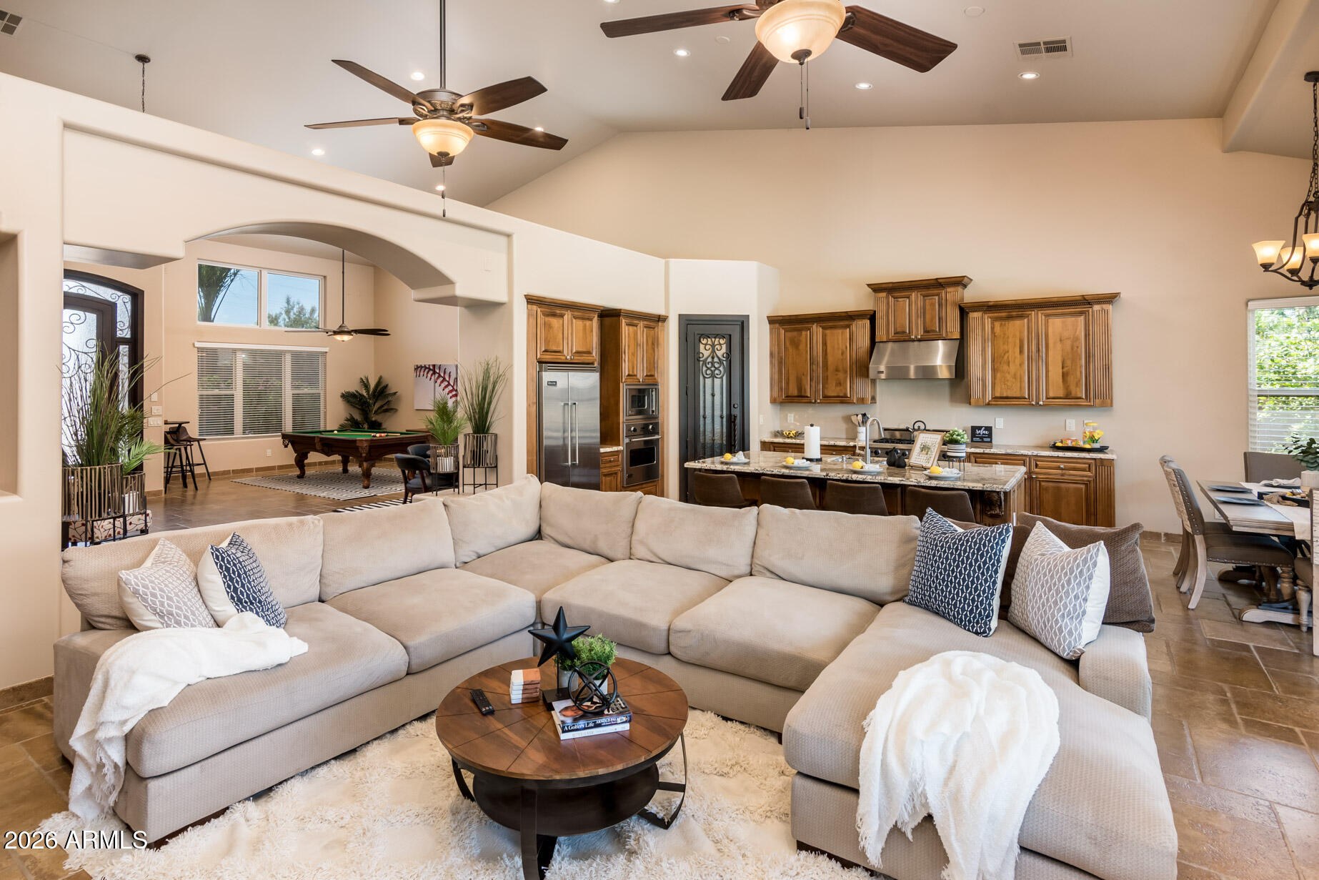 5322 W WHISPERING WIND Drive