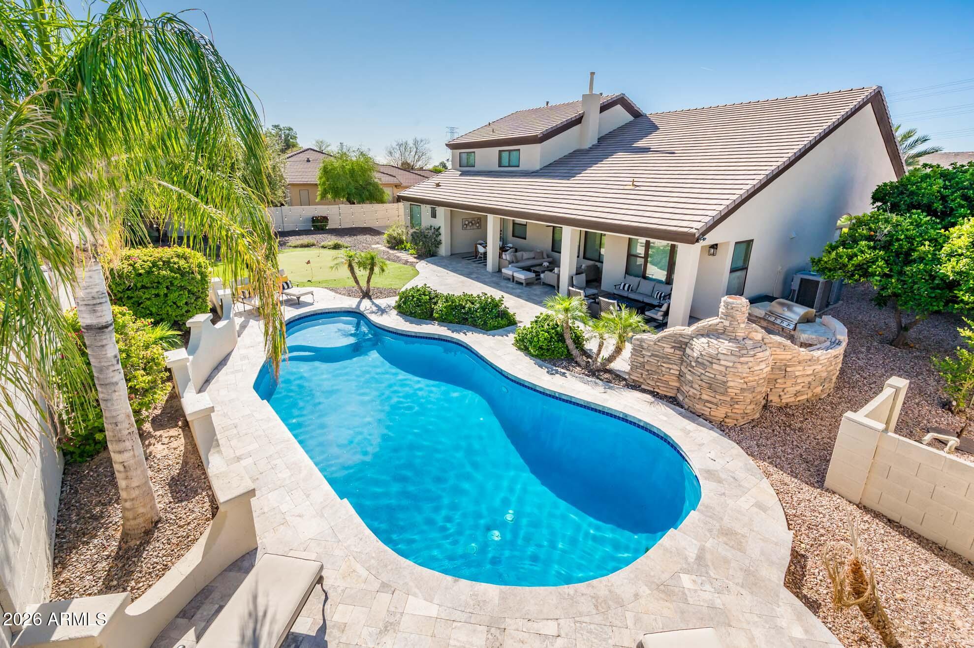 5322 W WHISPERING WIND Drive
