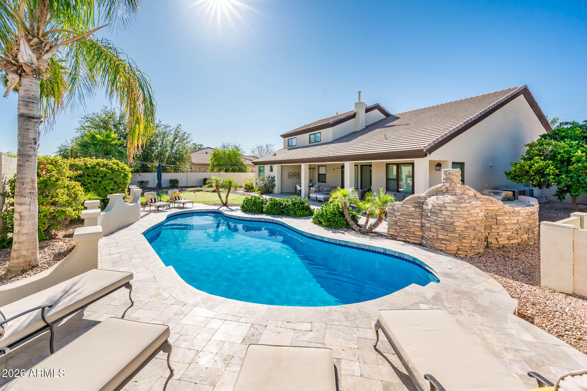 5322 W WHISPERING WIND Drive