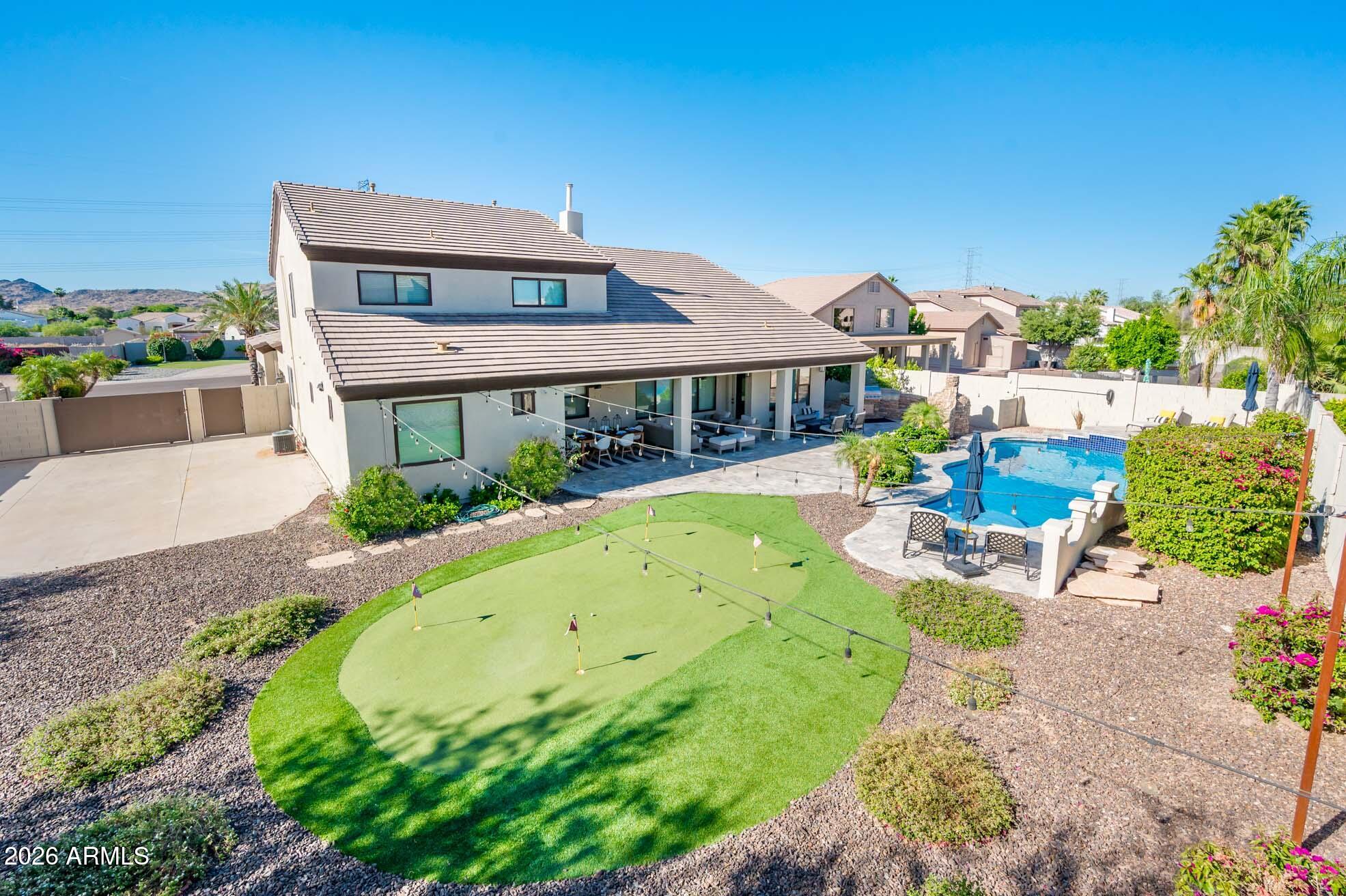 5322 W WHISPERING WIND Drive