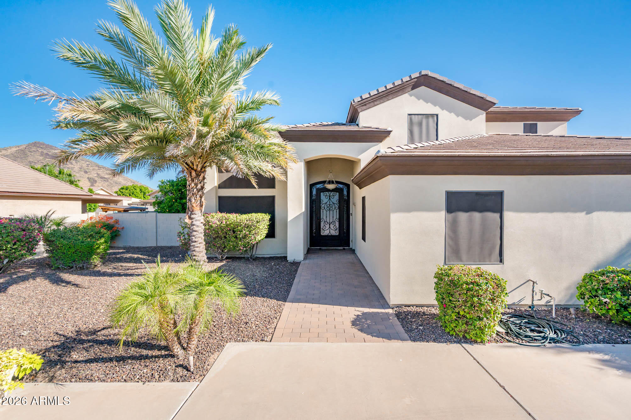 5322 W WHISPERING WIND Drive
