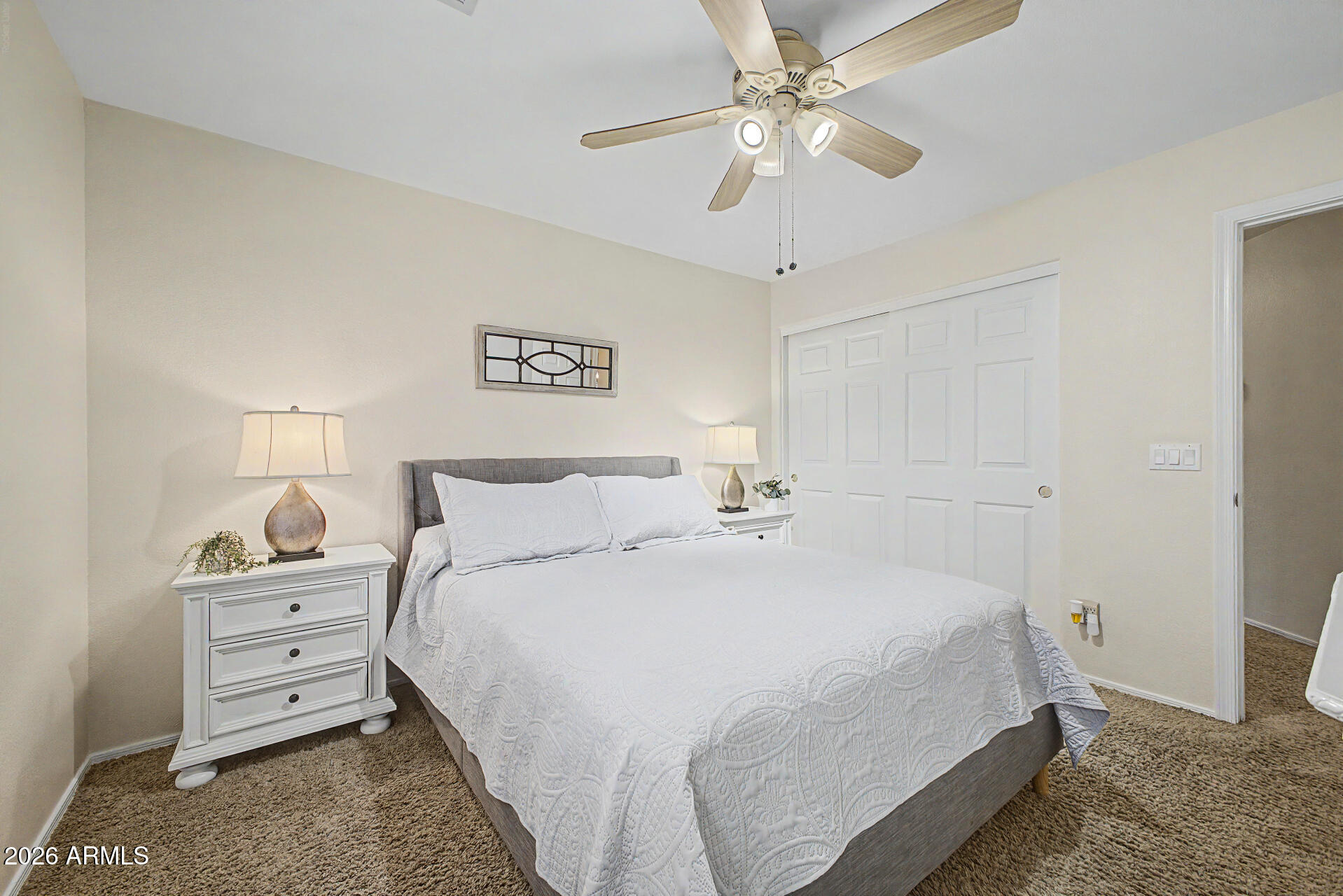 9545 E JUANITA Avenue