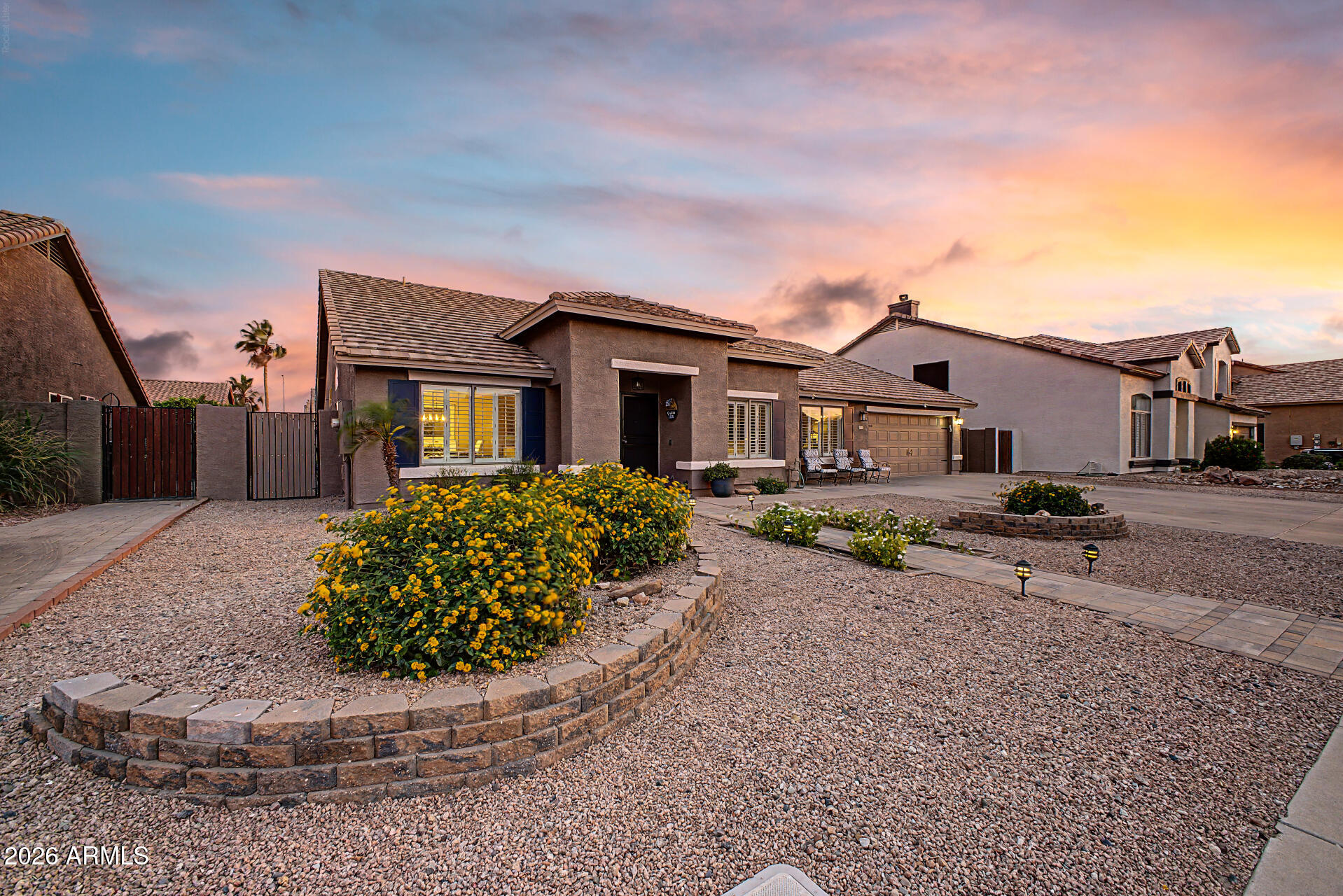 9545 E JUANITA Avenue