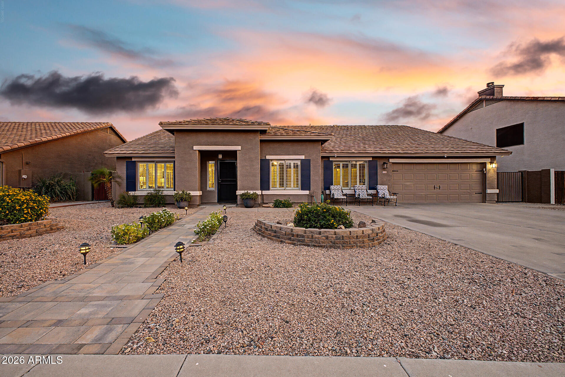 9545 E JUANITA Avenue