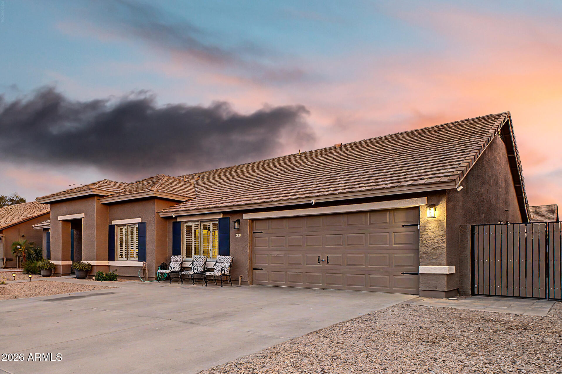 9545 E JUANITA Avenue