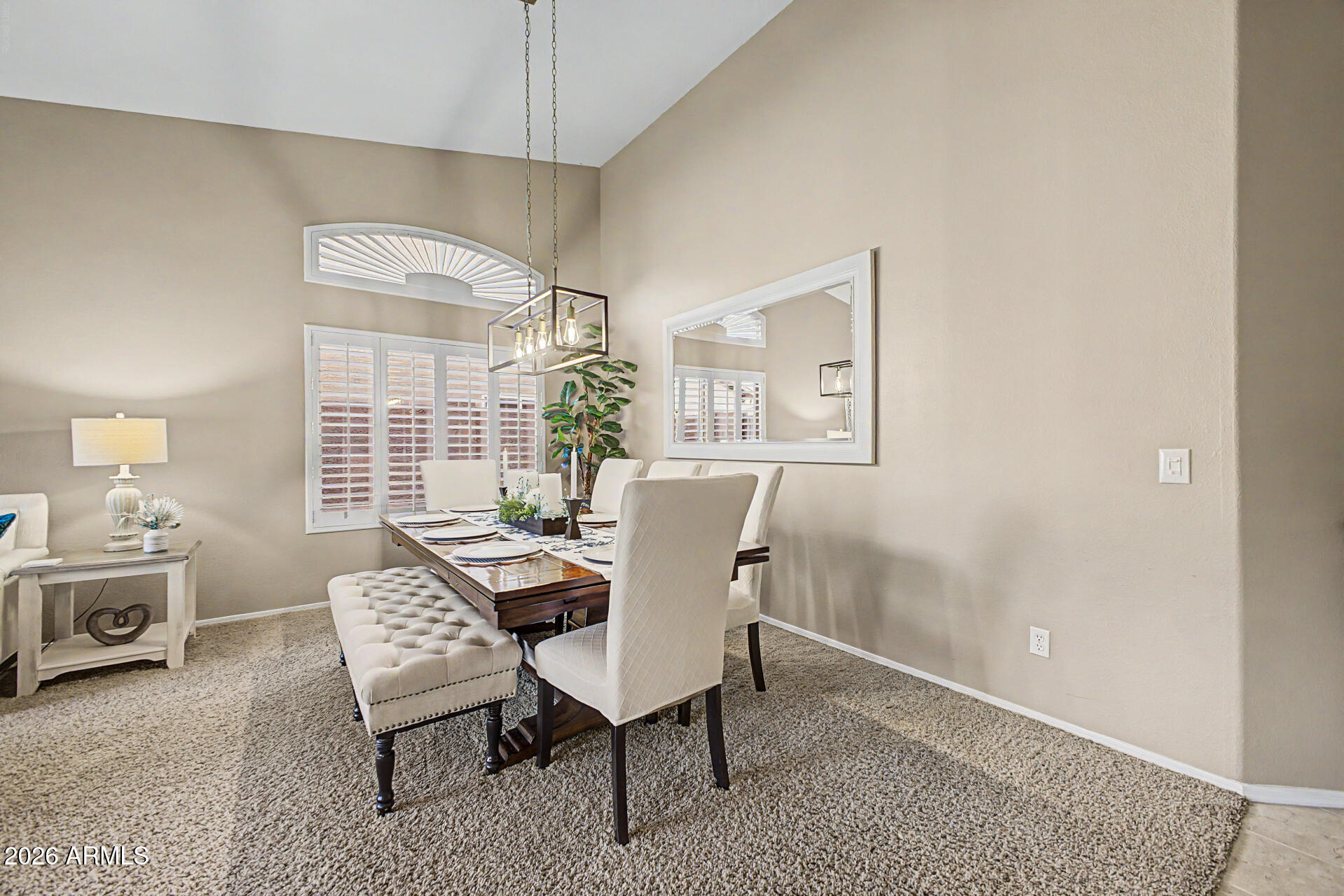 9545 E JUANITA Avenue