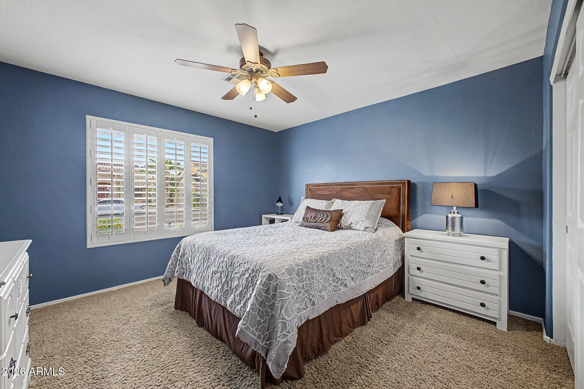 9545 E JUANITA Avenue